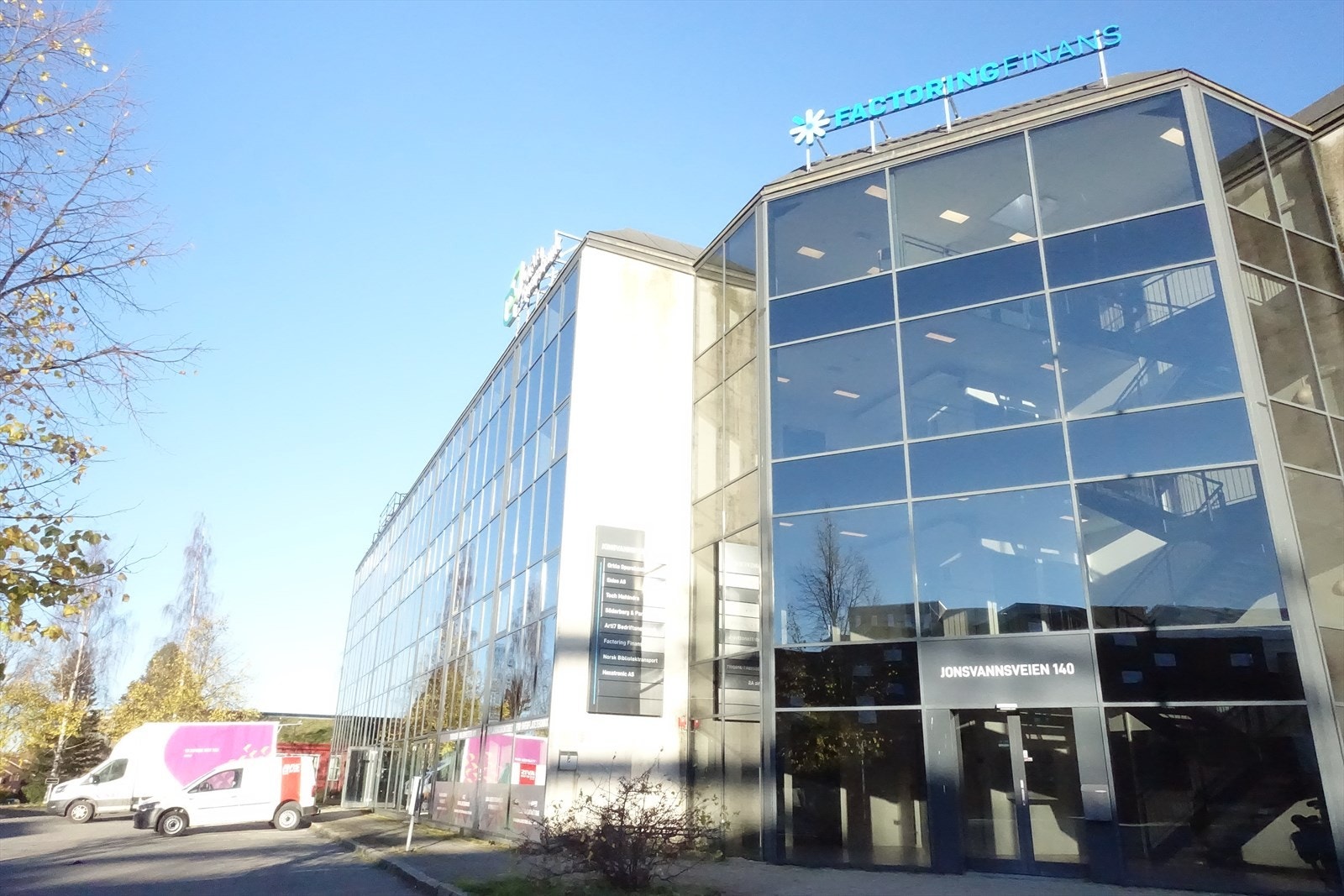 Velkommen til Jonsvannsveien 140 - Kontorlokale 3. etasje. Galleribilde