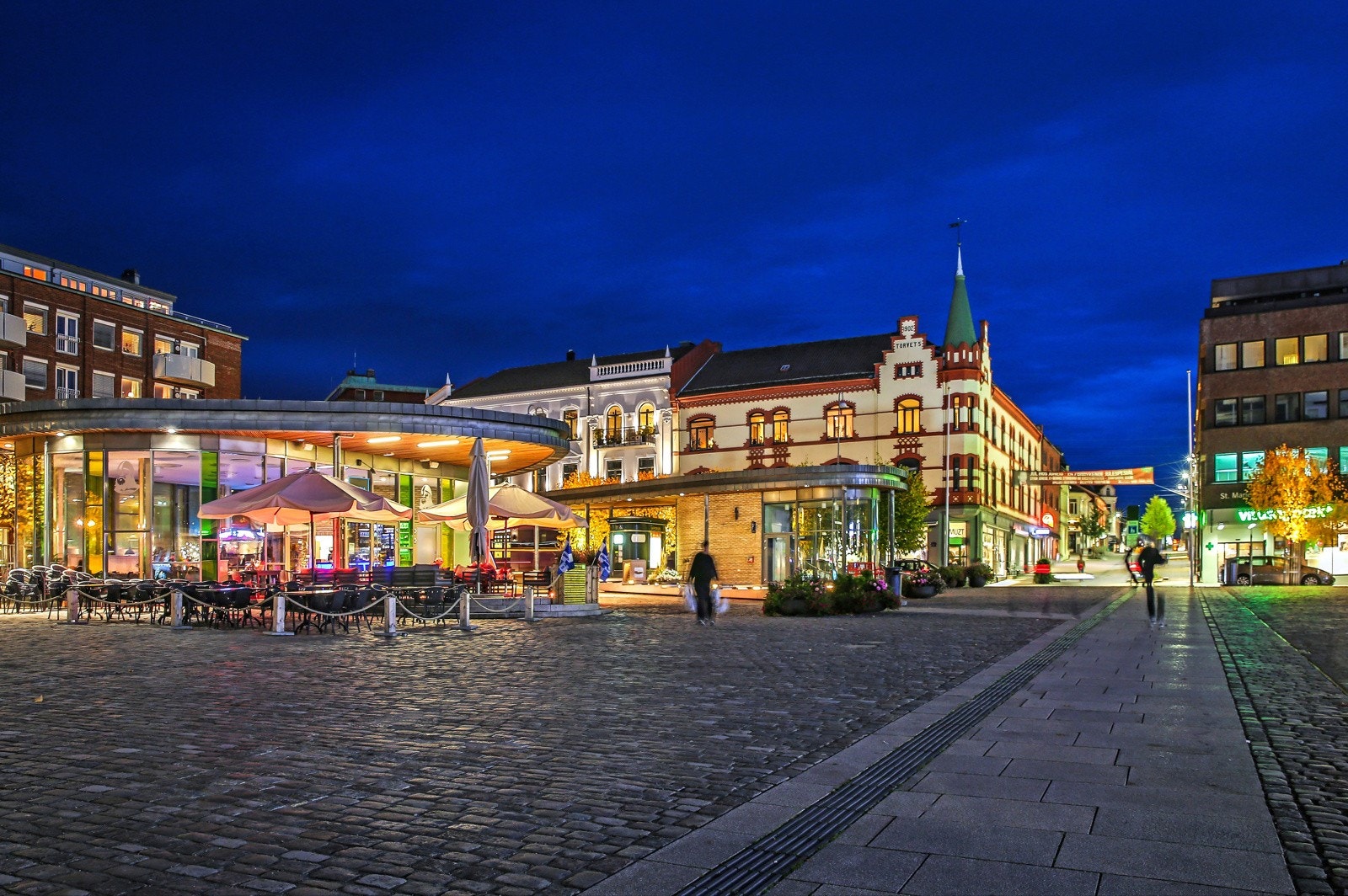 Kort gangsavstand (150 meter) til torget Galleribilde