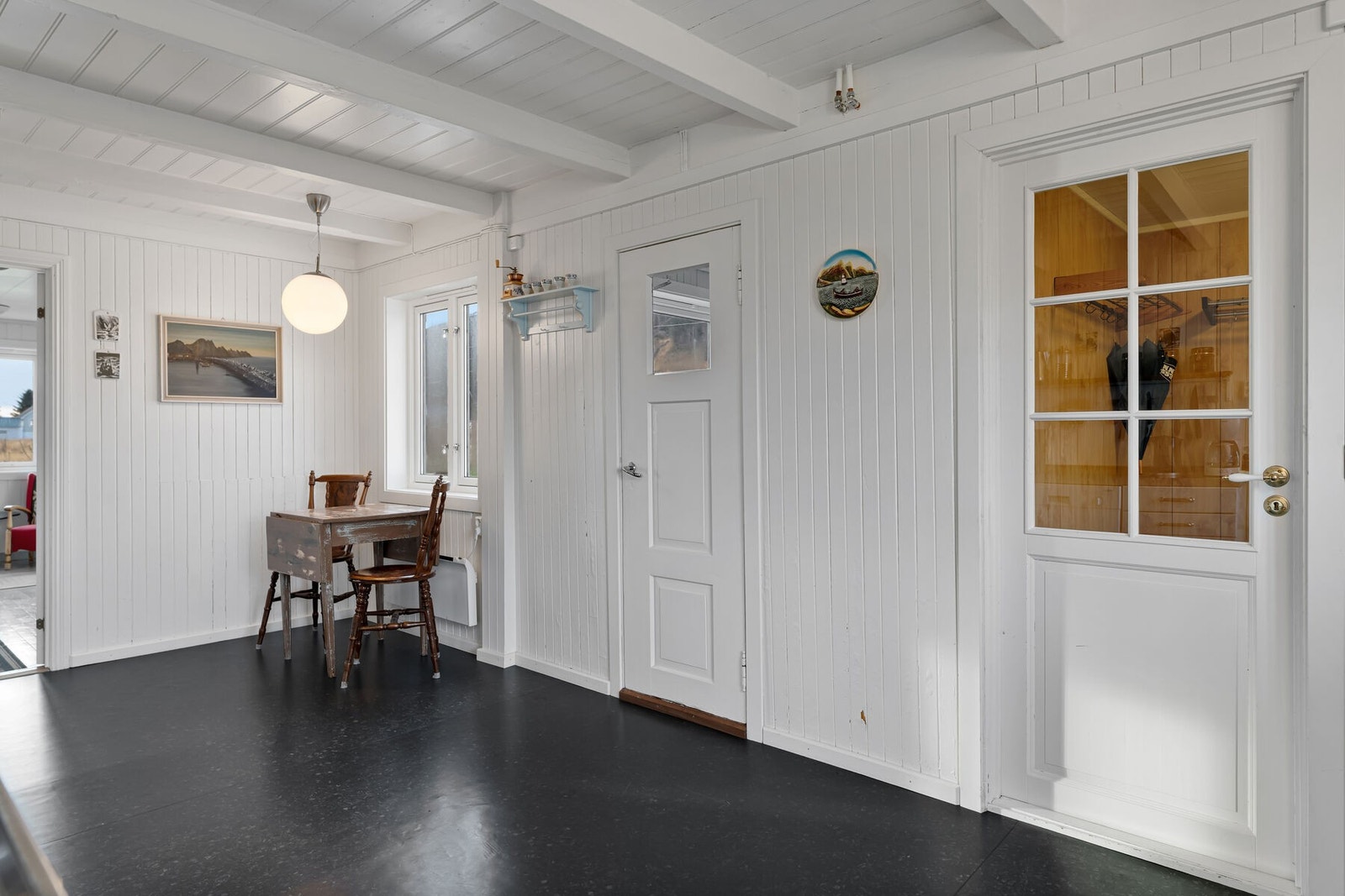 "Ragnahuset" har moderne fasiliteter og er modernisert, men har beholdt atmosfæren fra opprinnelig byggeår Galleribilde