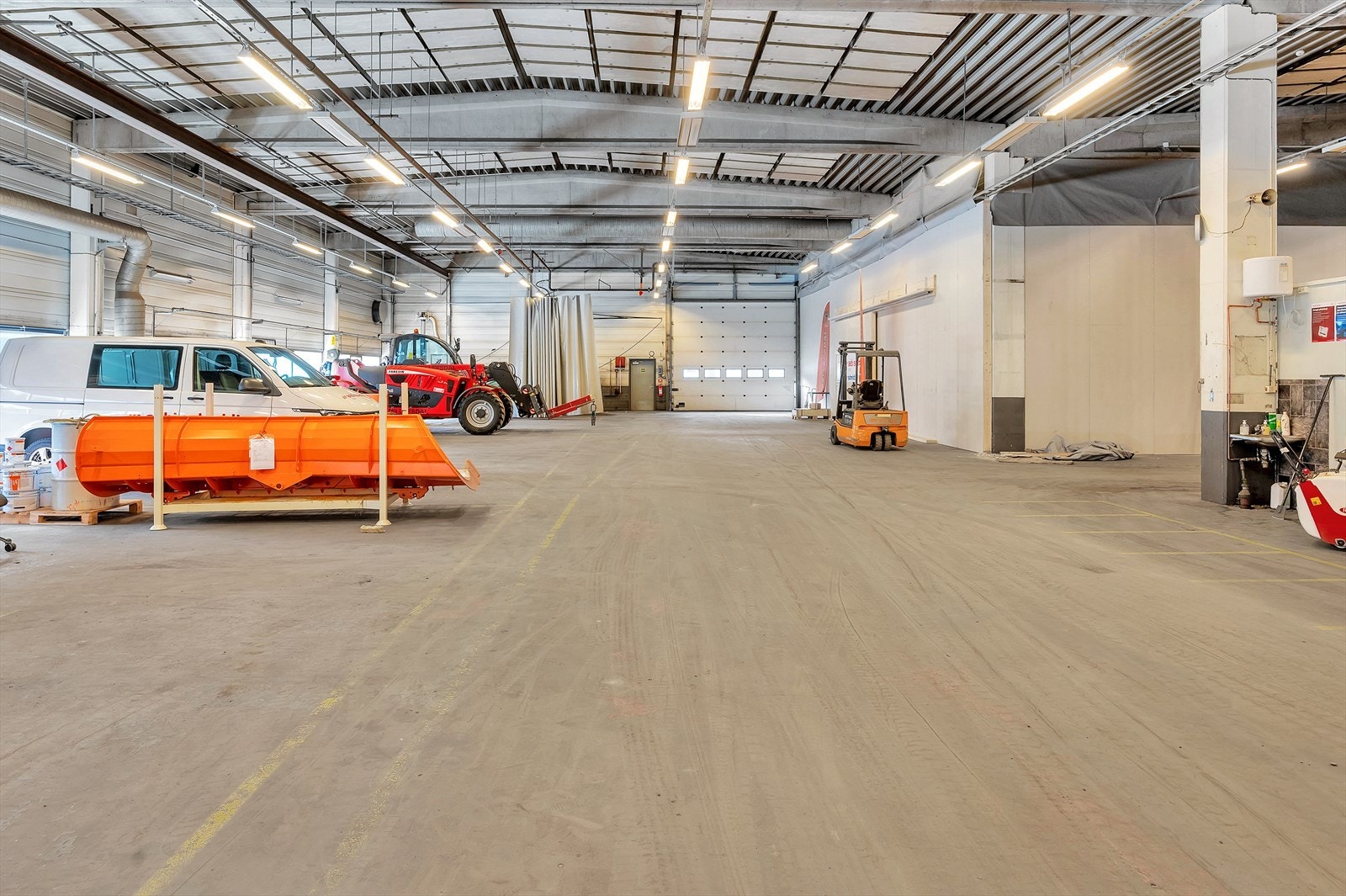 Lager-/produksjonshall Galleribilde