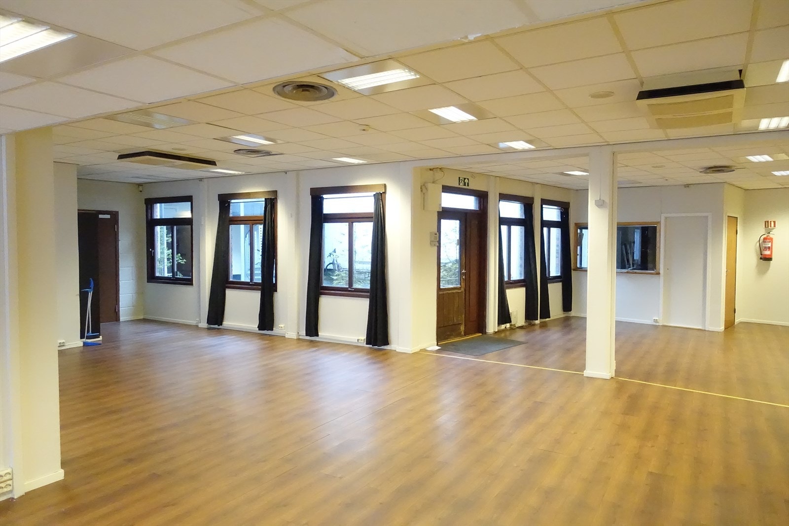 Åpent areal i 1 etg Galleribilde