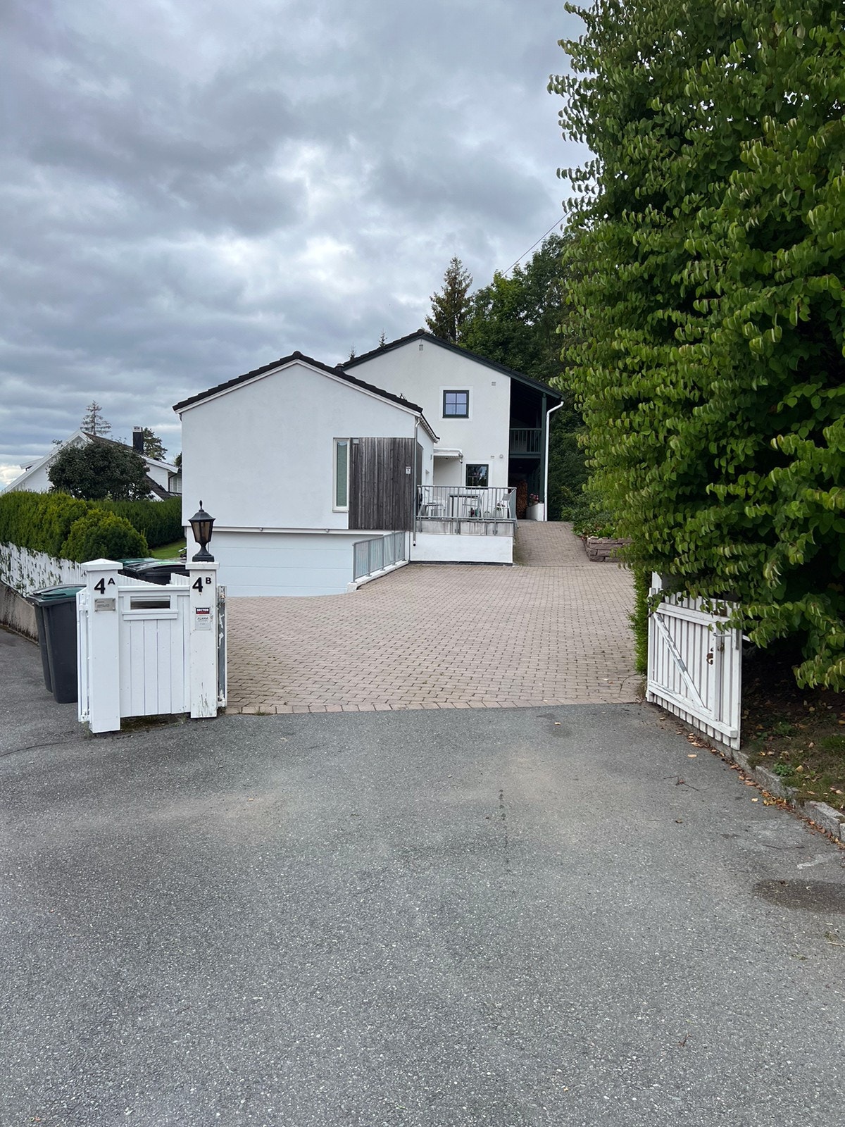 Innkjørselen Galleribilde