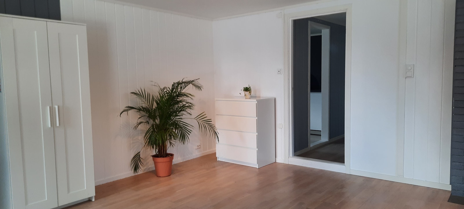Luftig og lys stue Galleribilde
