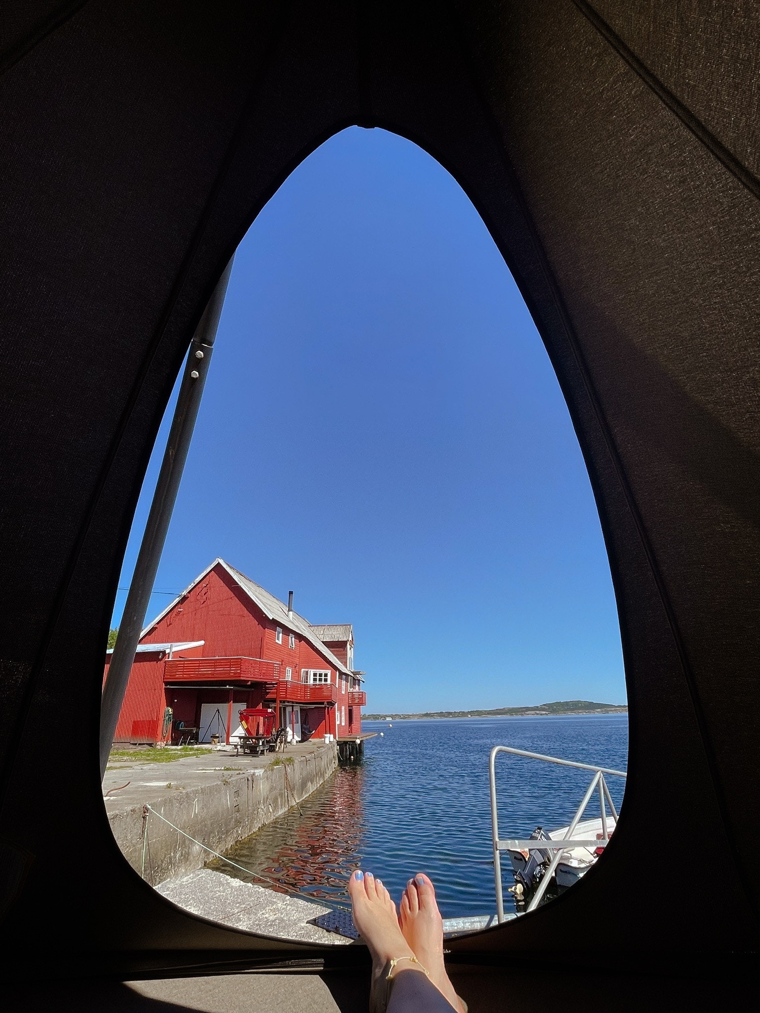 Utsikt fra Cacoon hengekøya Galleribilde