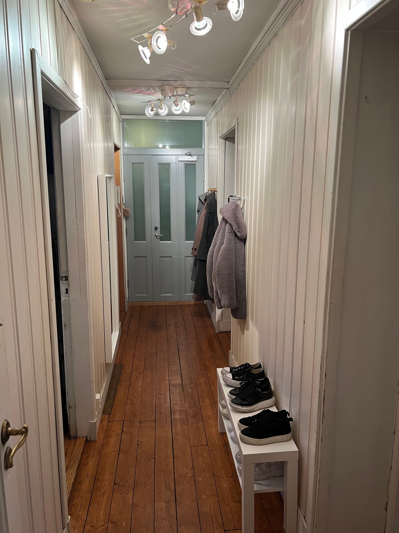 Gangen inn i leiligheten Galleribilde