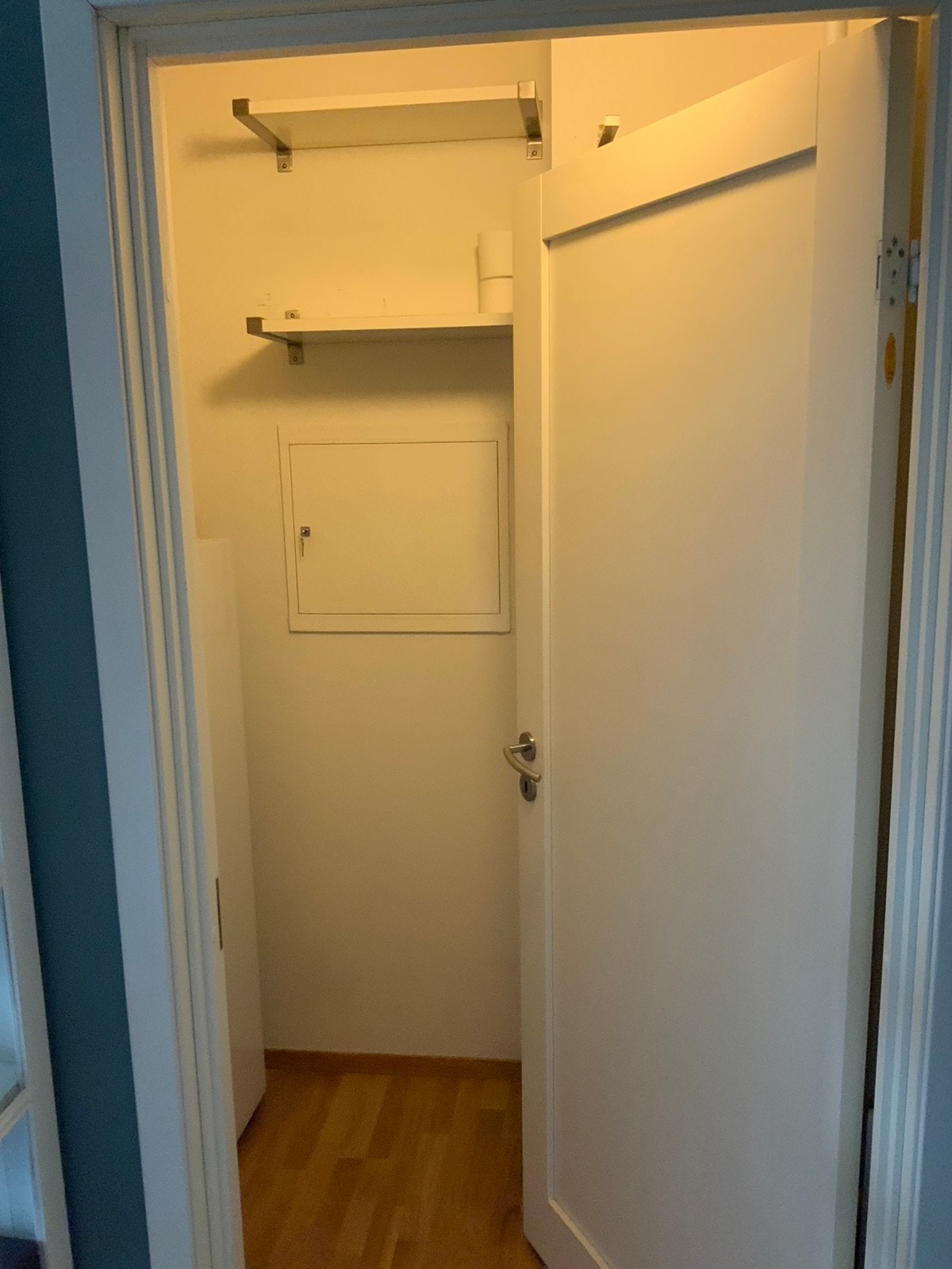 Liten bod på kjøkken Galleribilde