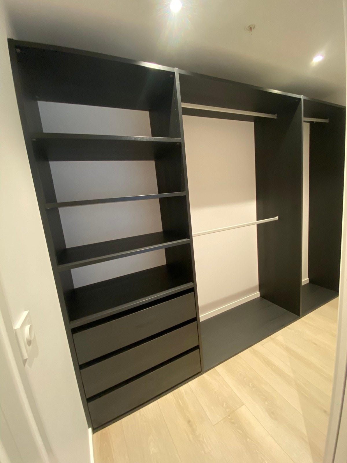 Walk-In-closet fra HTH Galleribilde
