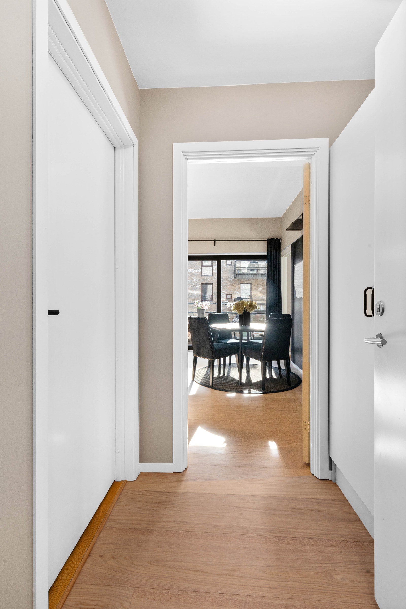 Inngangsparti Galleribilde