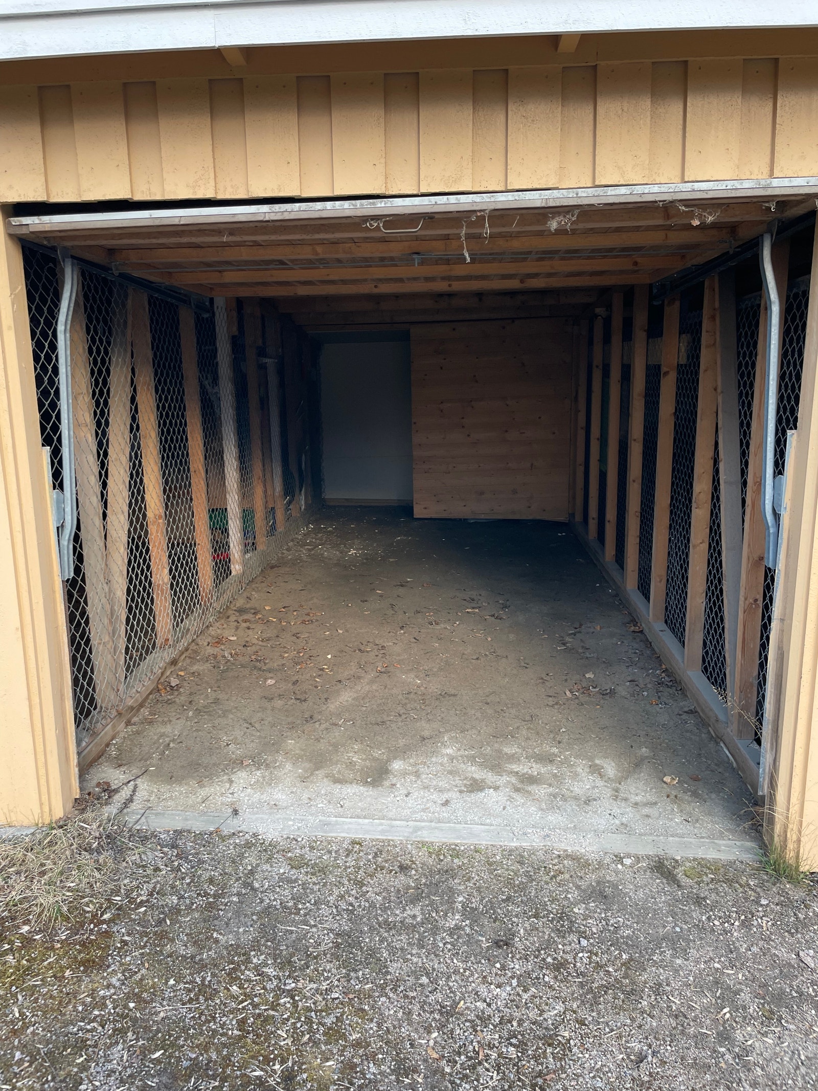Medfølgende garasjeplass Galleribilde