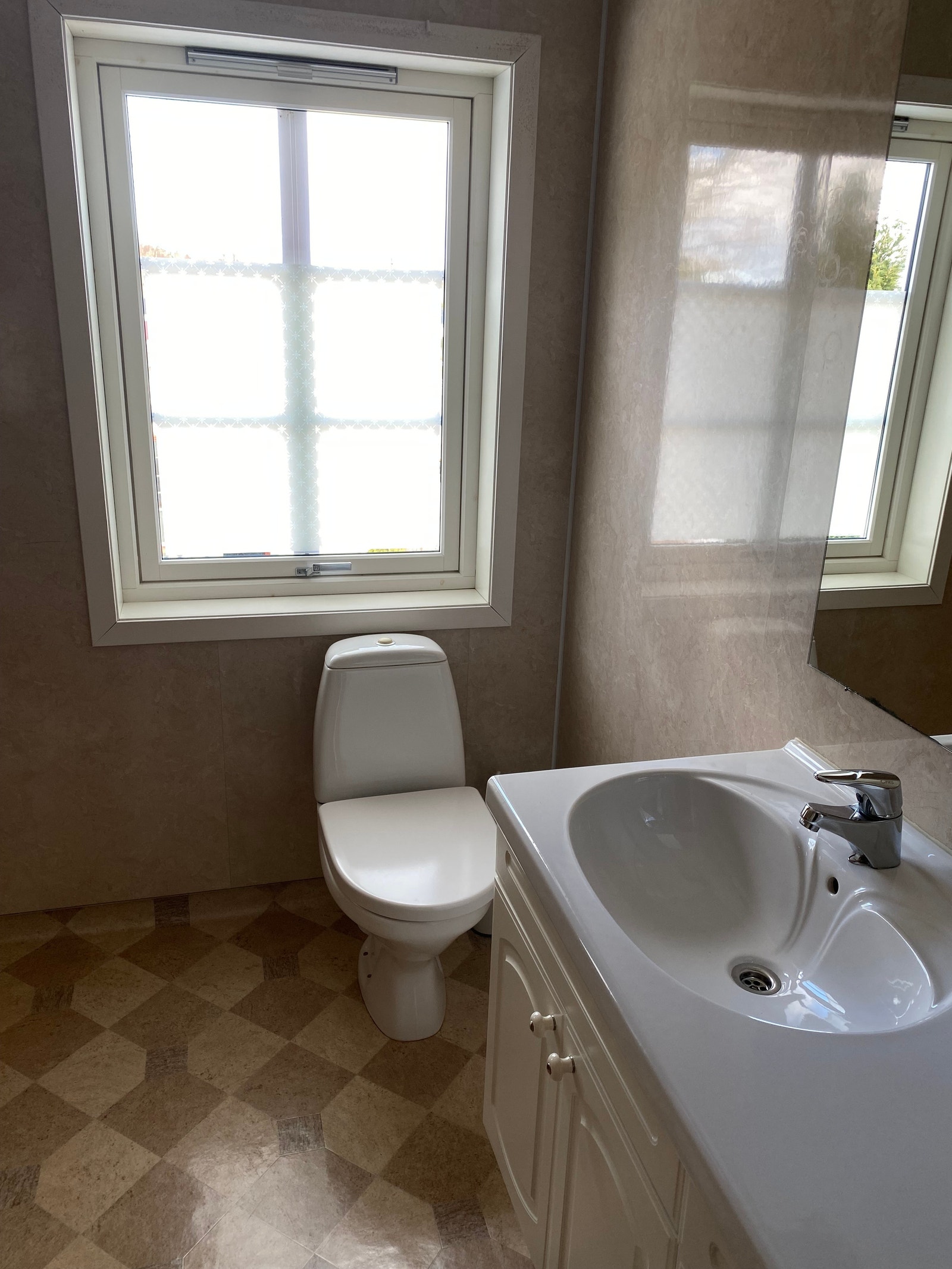 Bad 2. etg Galleribilde