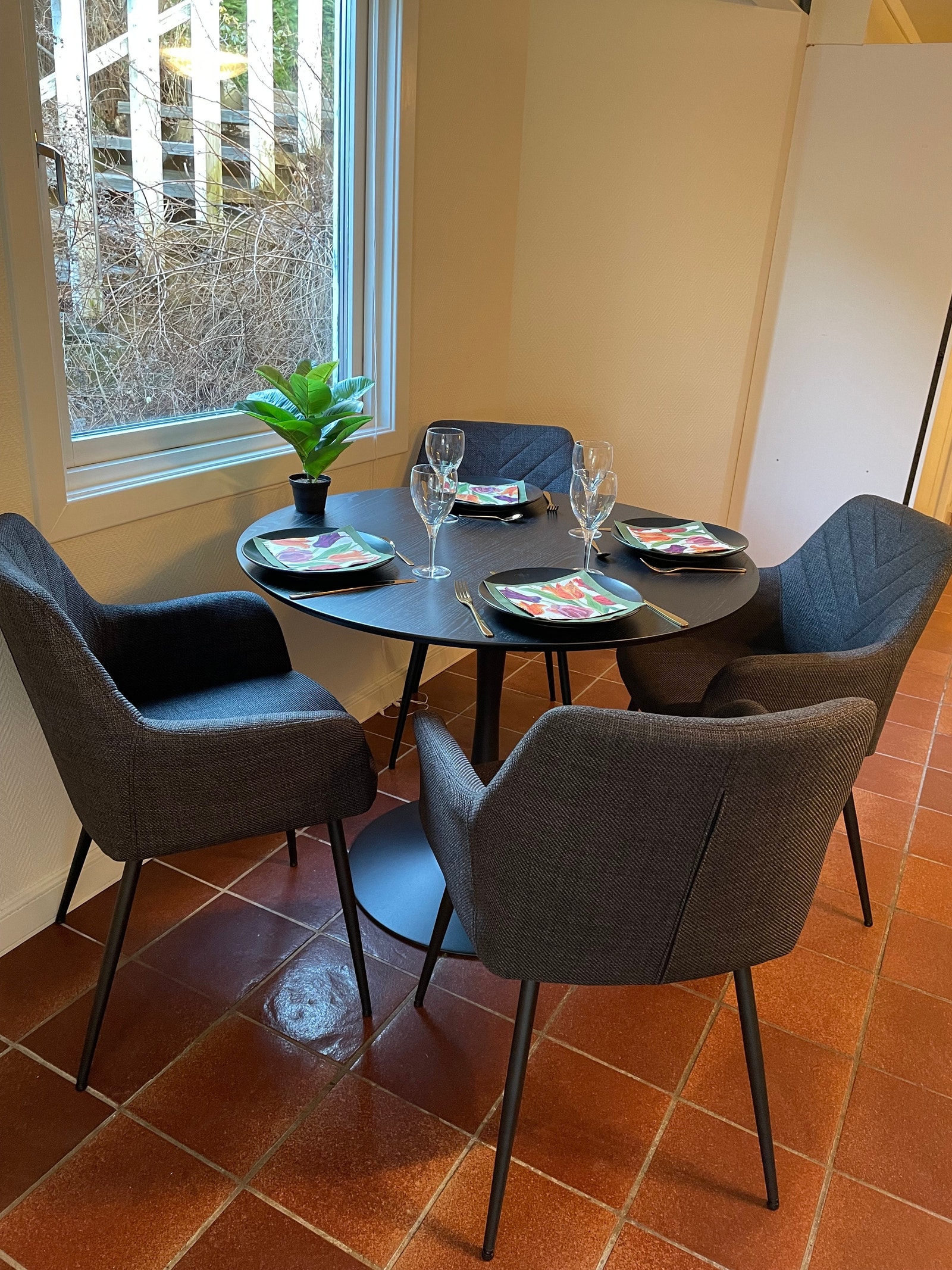 Spisebord Galleribilde