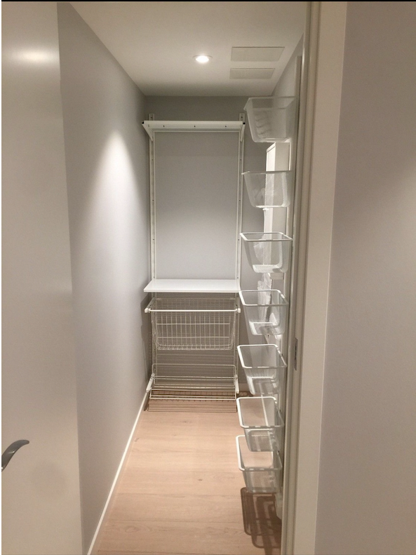 Garderobe / oppbevaring / teknisk rom (eget sikringsskap) Galleribilde