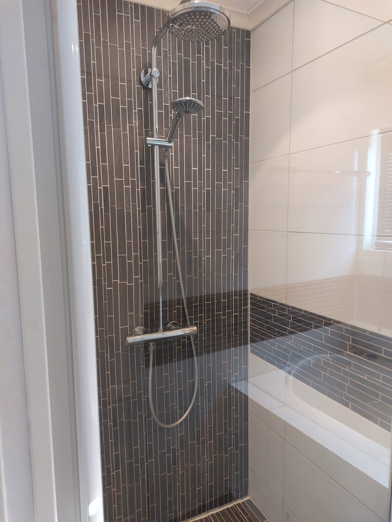 Toalett 2'etasje, dusj Galleribilde