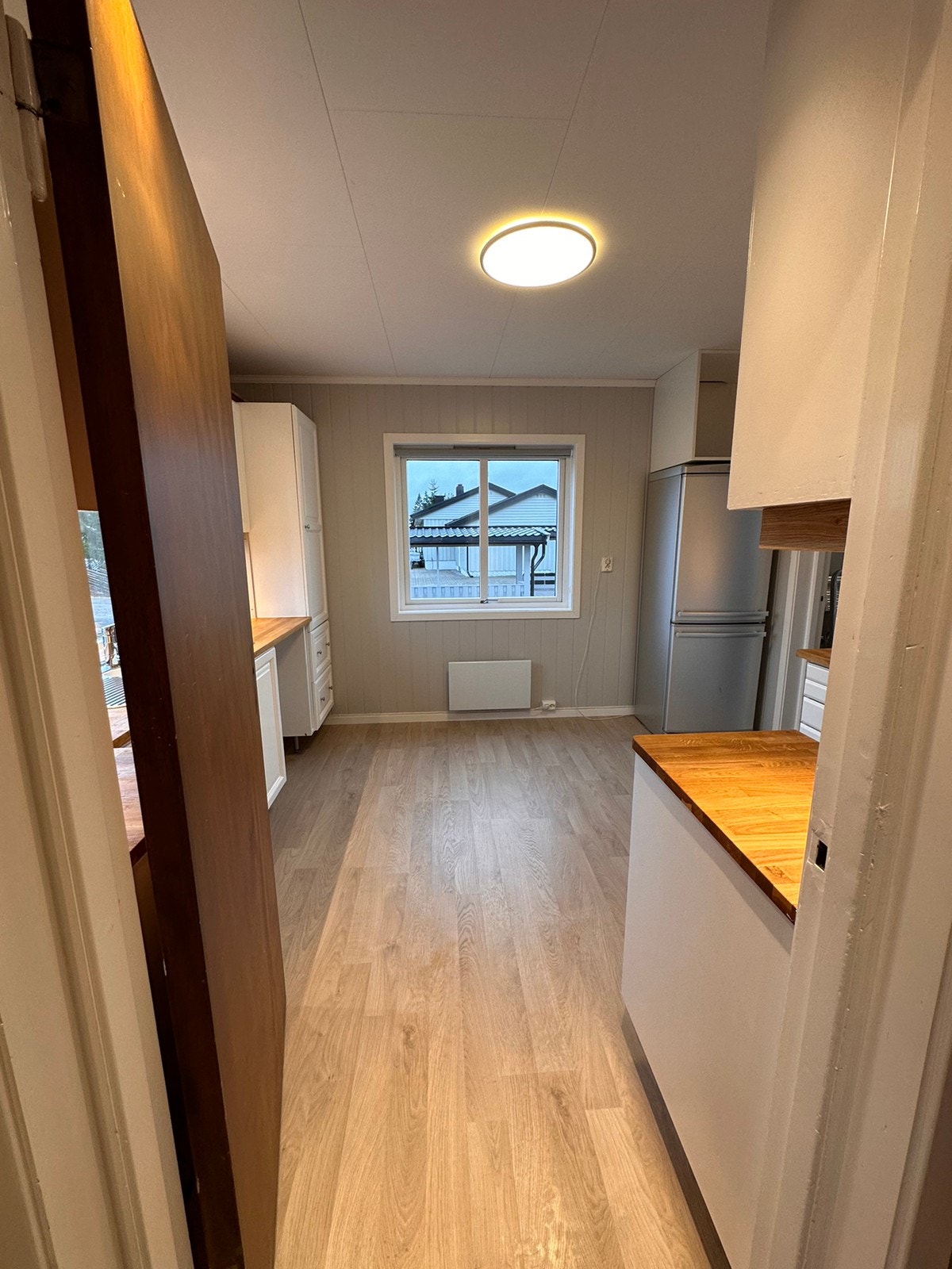 Kjøkken fra entre vindu mot sør Skoginspektør Kiærsveg Galleribilde