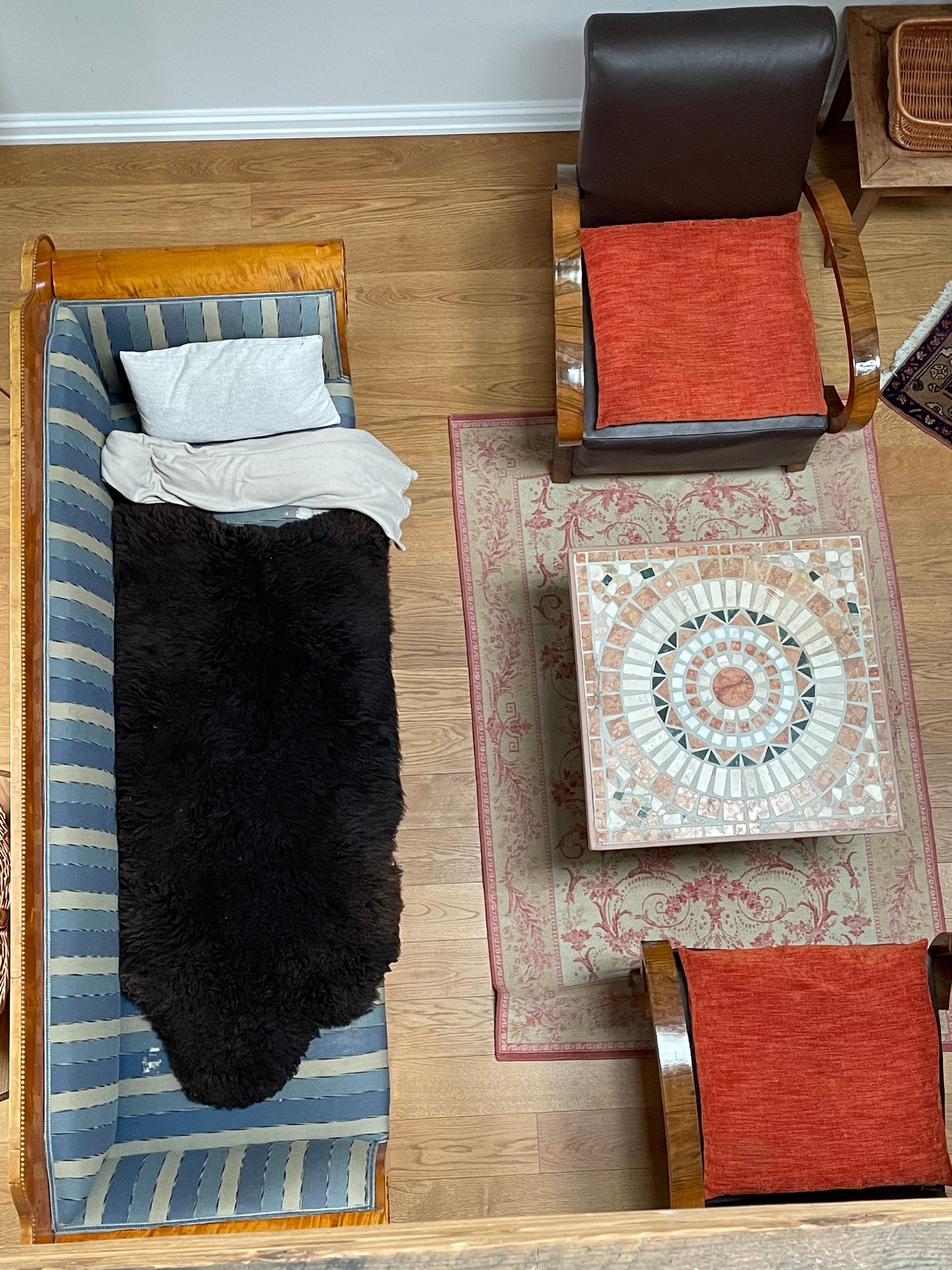 Stue sett fra hems Galleribilde