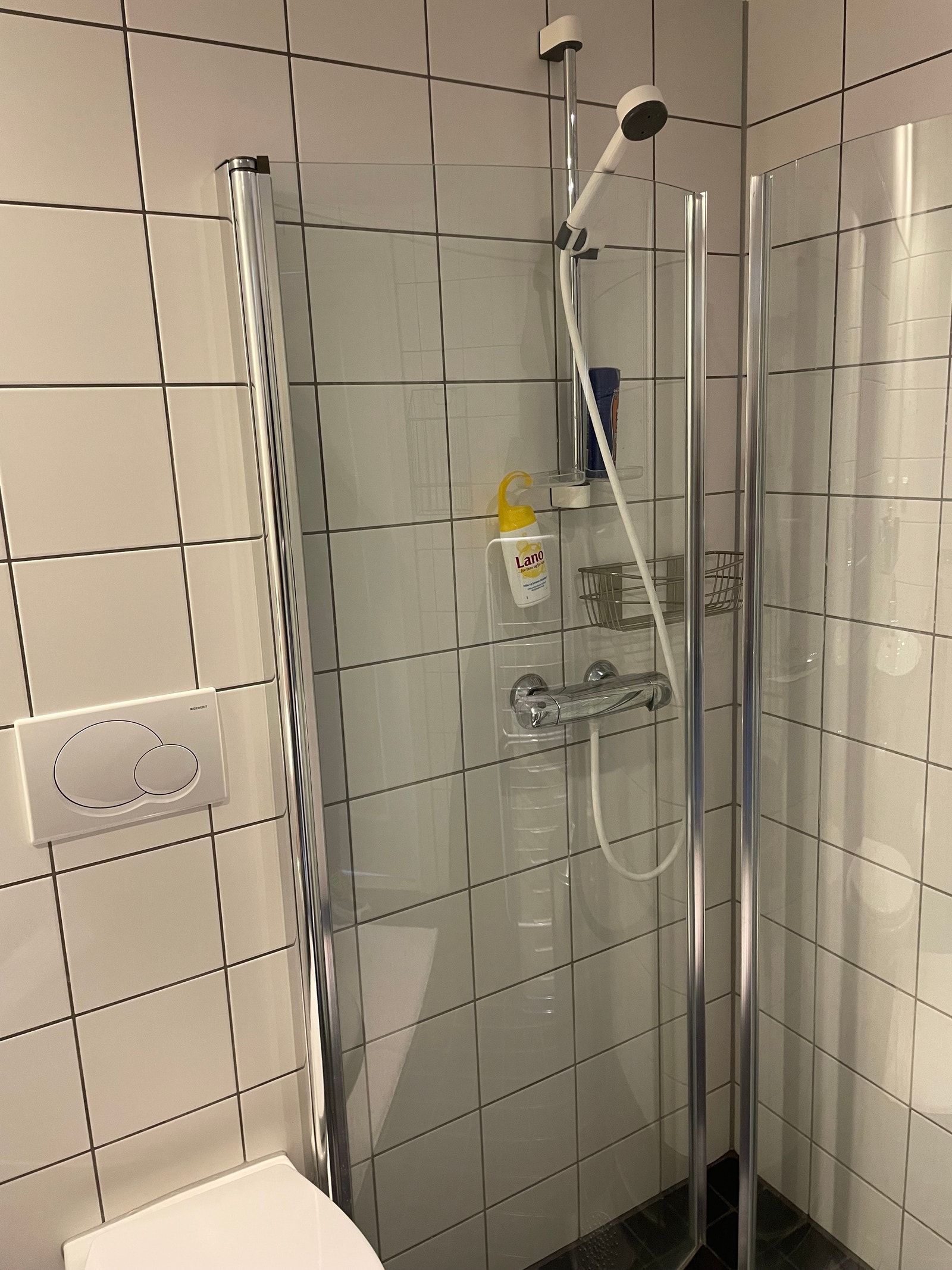 Dusj bad 1. etage Galleribilde