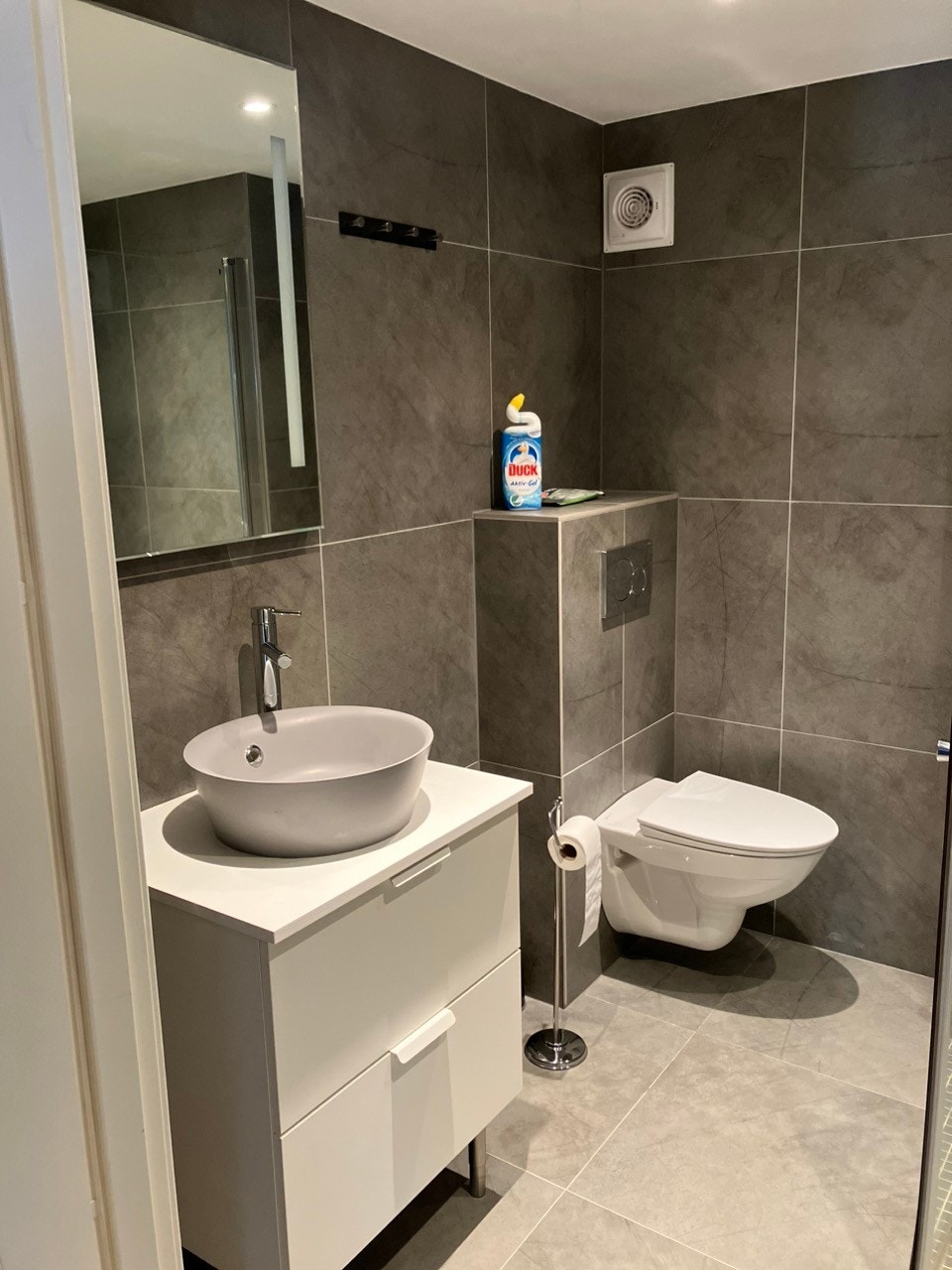 Bad med do og vask Galleribilde