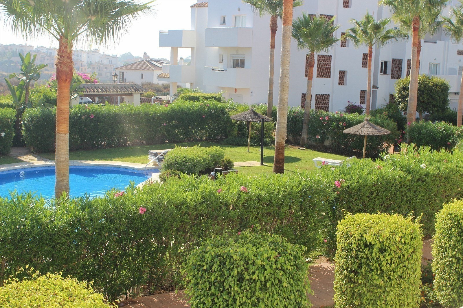 Uteområdet/hagen Galleribilde