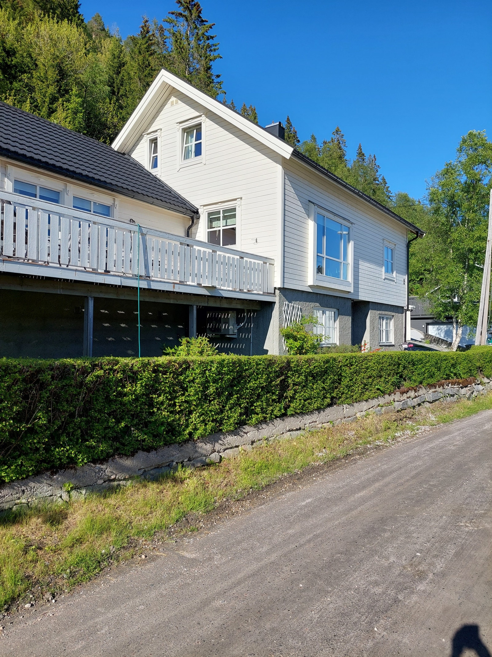 Hus utvendig. Galleribilde