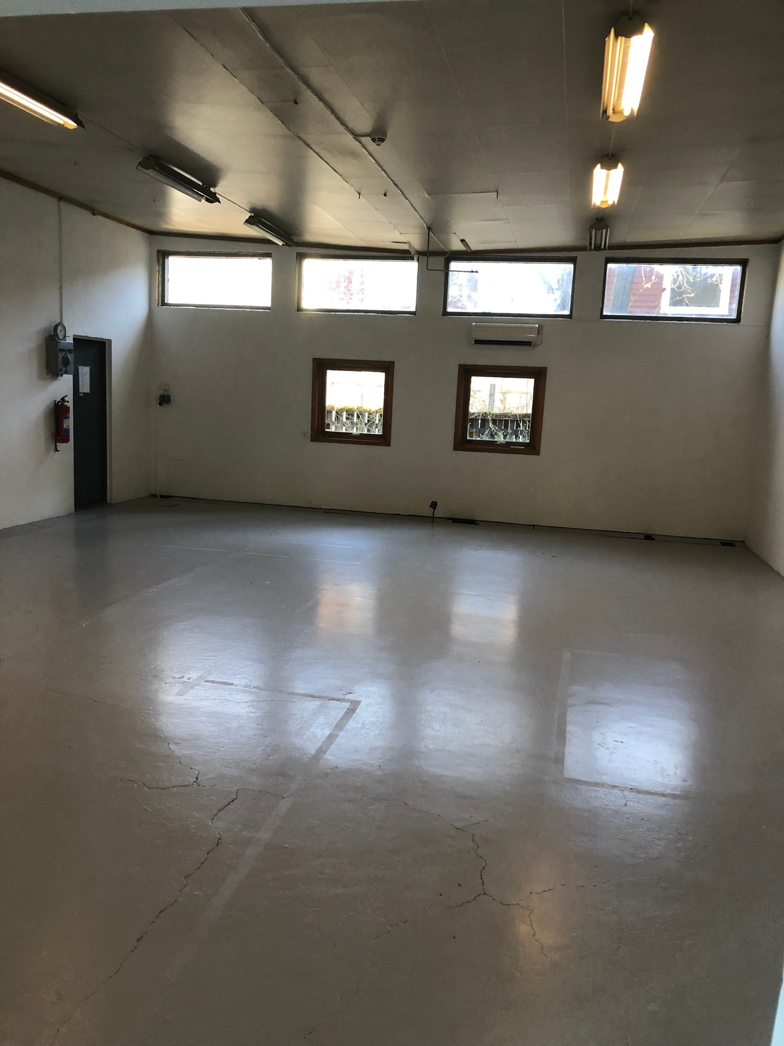 Lagerrom Galleribilde