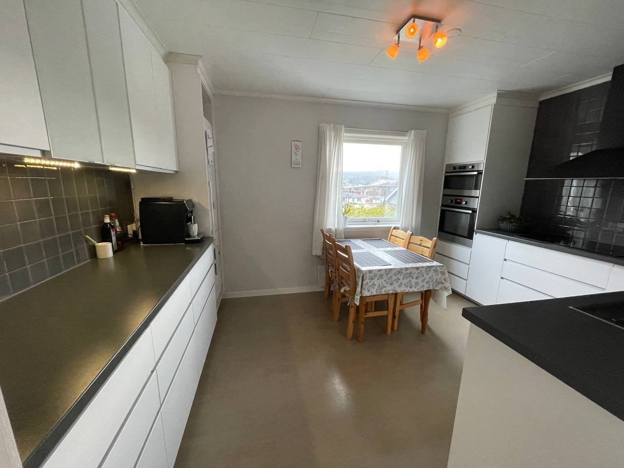 Kjøkken 1 etg. Galleribilde