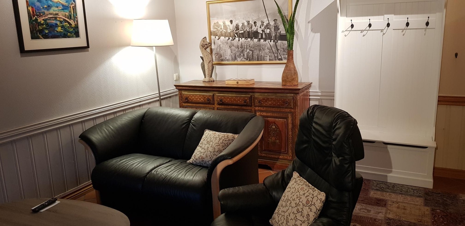 Felles stue. Galleribilde