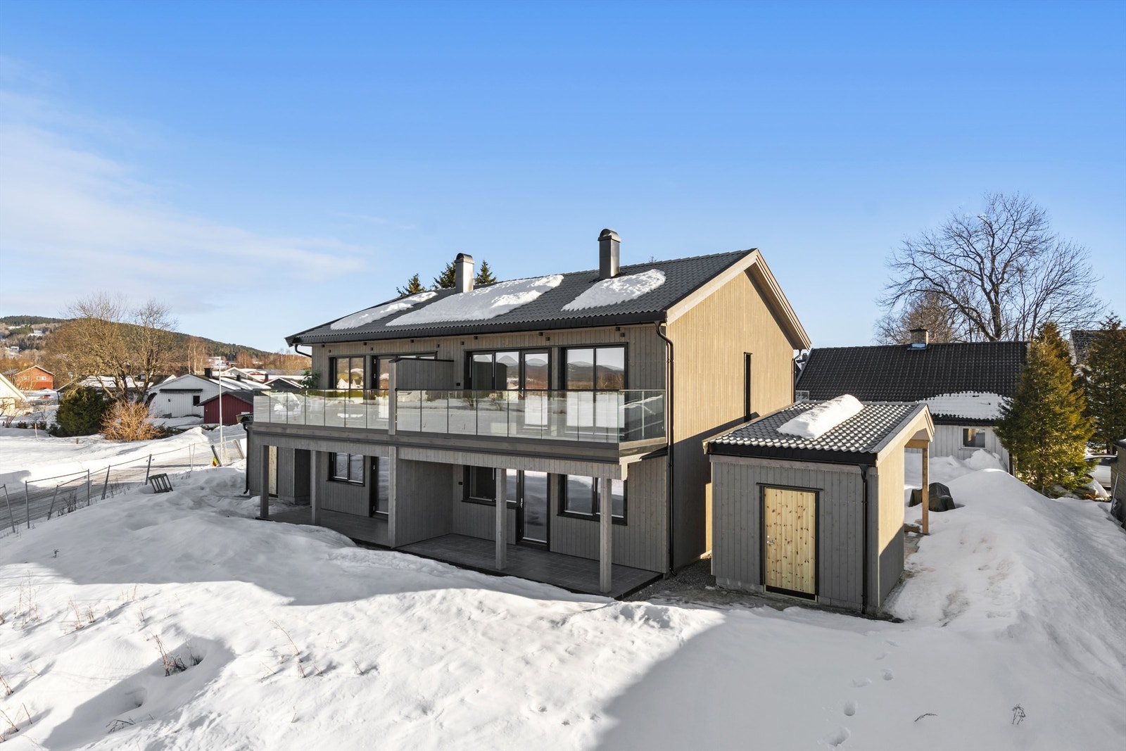 Velkommen til Lavskrikevegen 10 C - En nyoppført og tiltalende halvpart av tomannsbolig over to plan Galleribilde