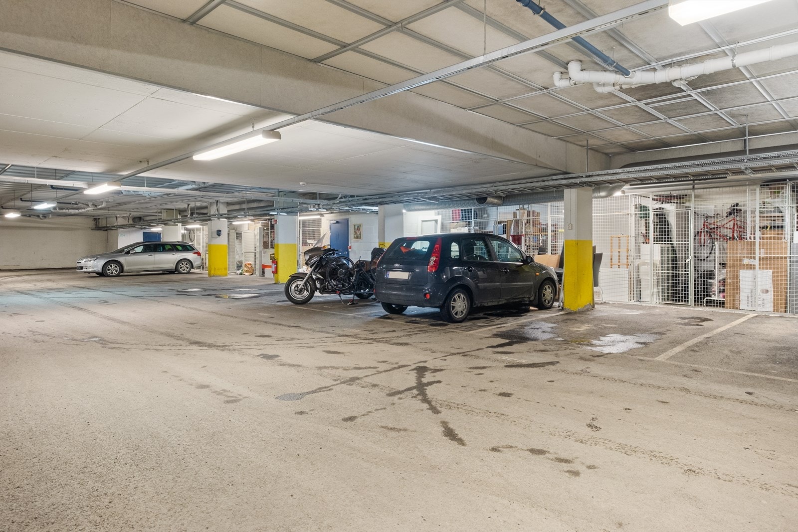 Det medfølger parkeringsplass i felles garasjeanlegg Galleribilde