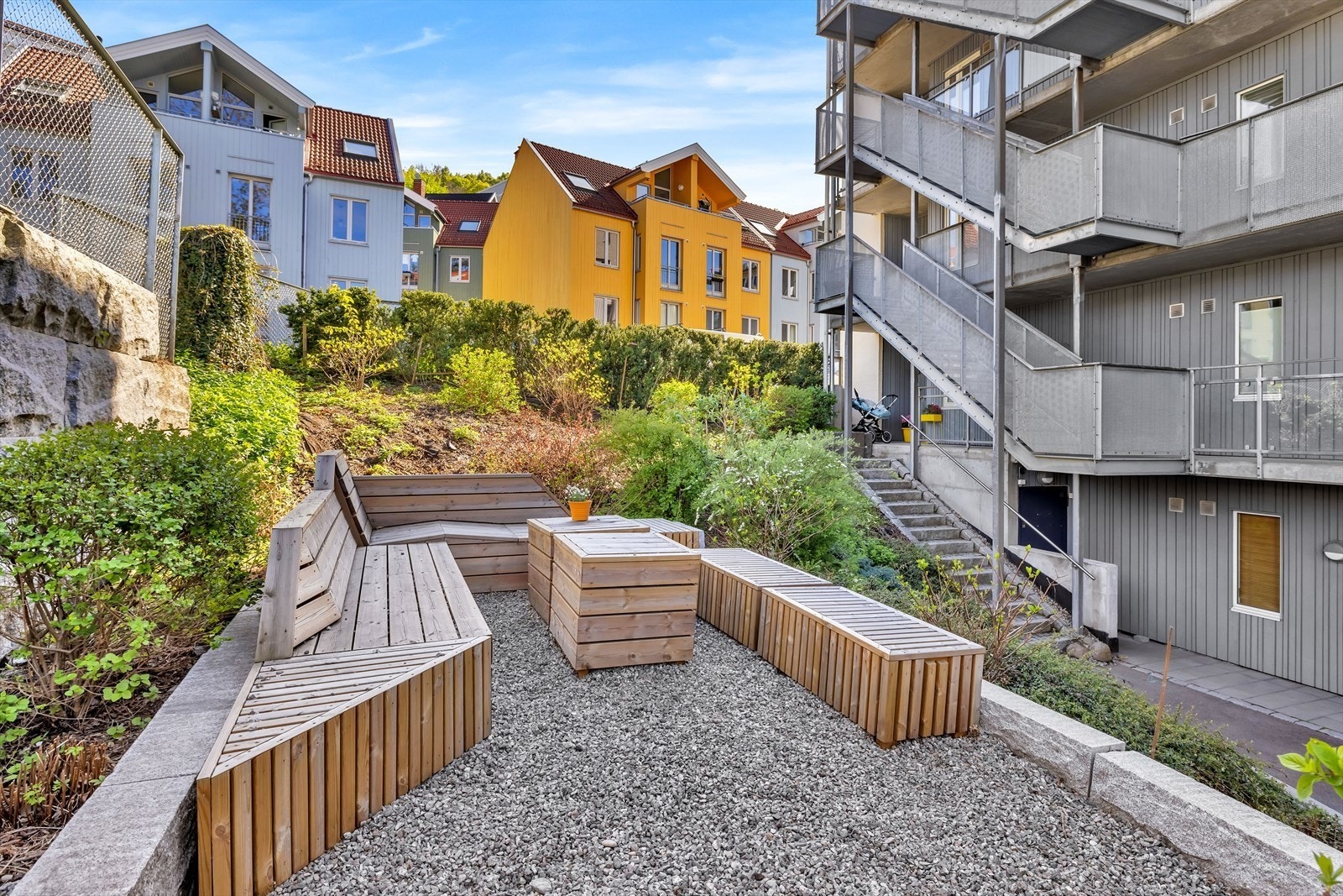 Sameiet har hyggelige uteområder for beboerne Galleribilde