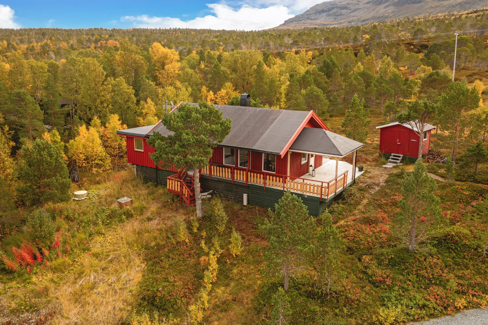 Modernisert hytte med idyllisk beliggenhet