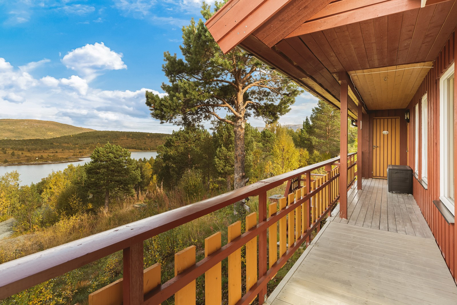 Terrasse i flere retninger sikrer alltid gode sol- og utsiktsforhold