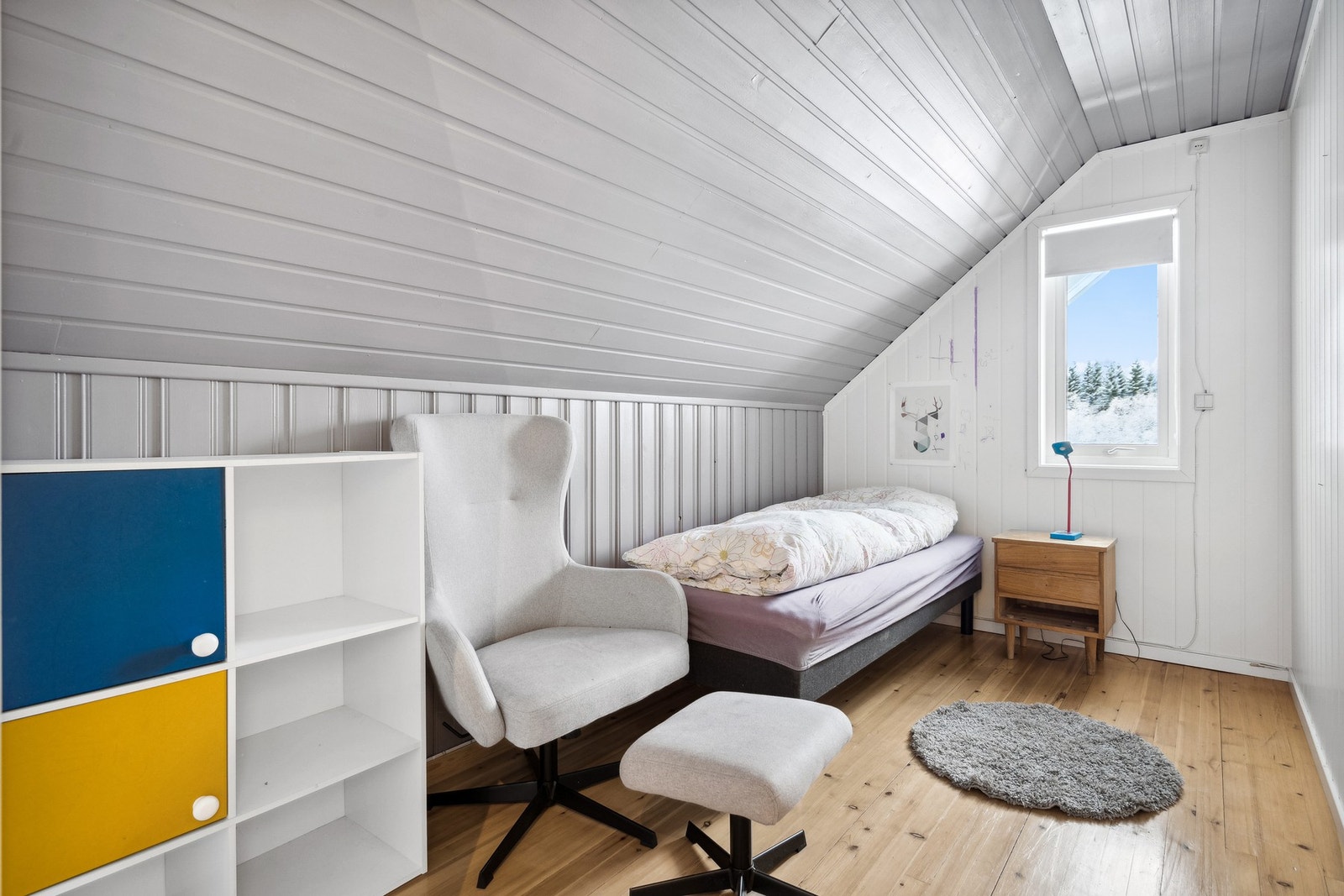 På loftet er det 3 soverom Galleribilde
