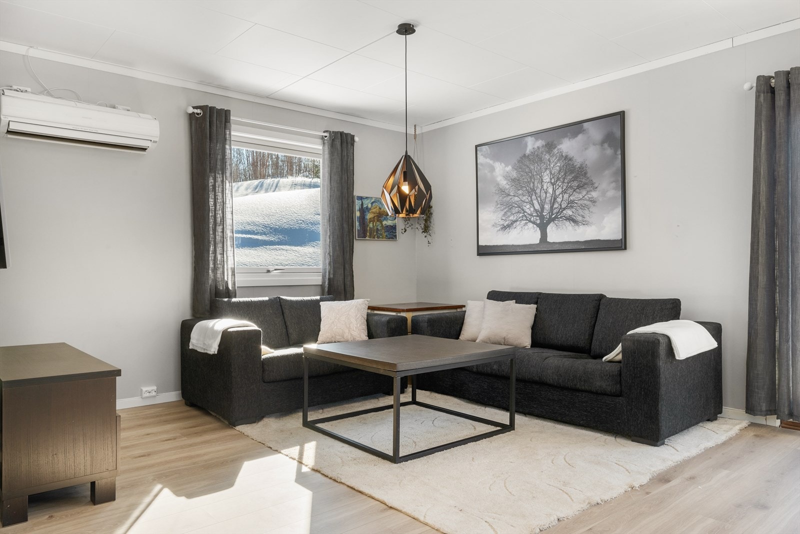 Boligen har et totalt bruksareal på 158 kvm Galleribilde