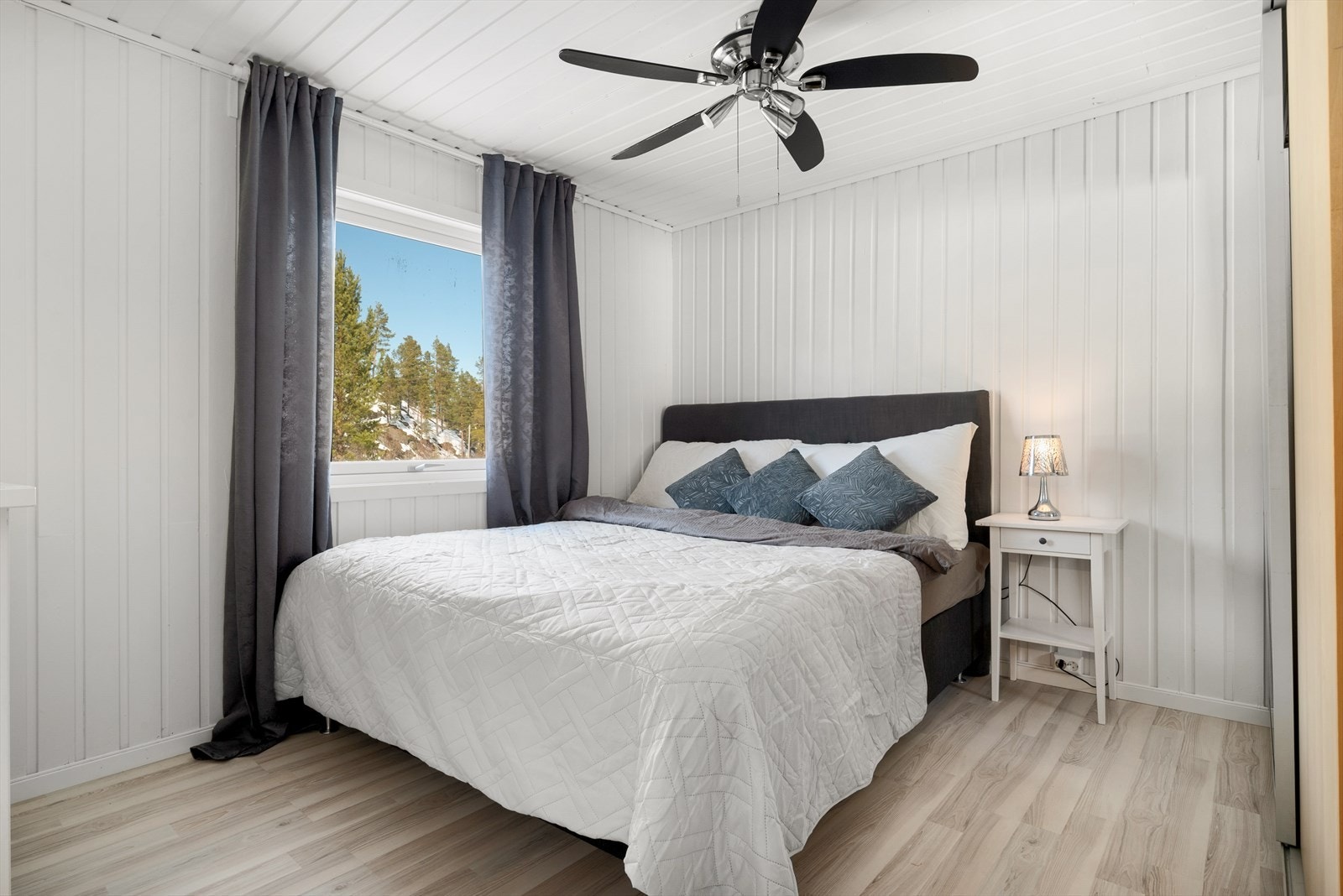 Boligen byr på 3 flotte soverom Galleribilde