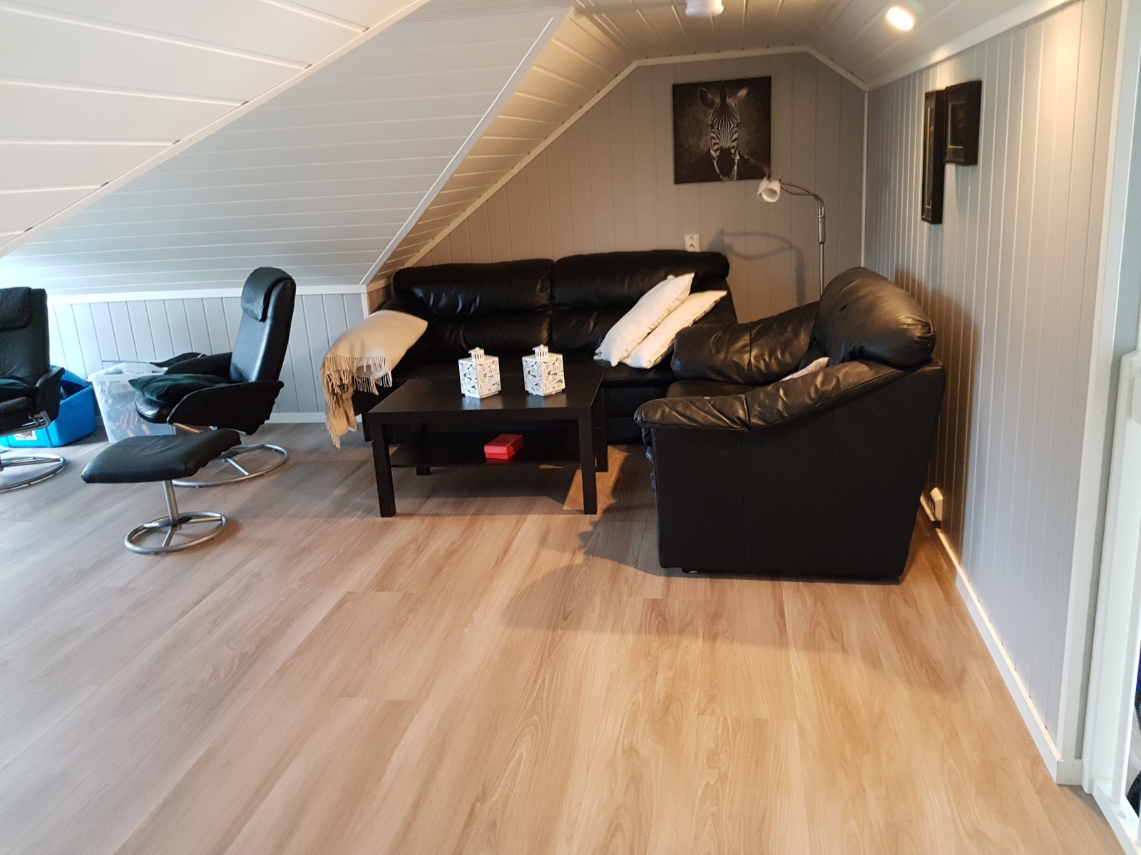 Vilde av hems på tilsvarende hytte som vi har satt opp Galleribilde