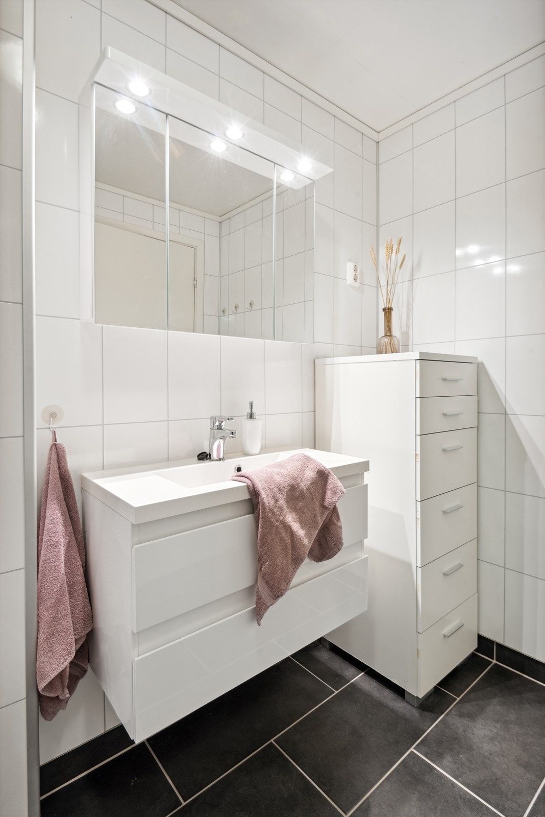 Badet Galleribilde