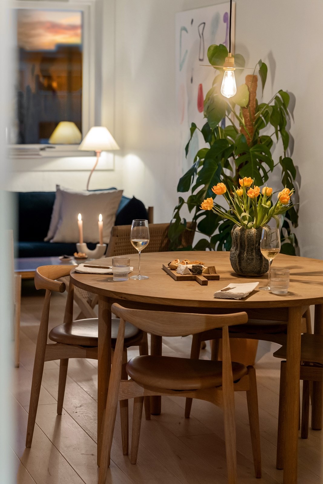 Nyt lange middager og spillkvelder på toppen av Balkeby. Galleribilde