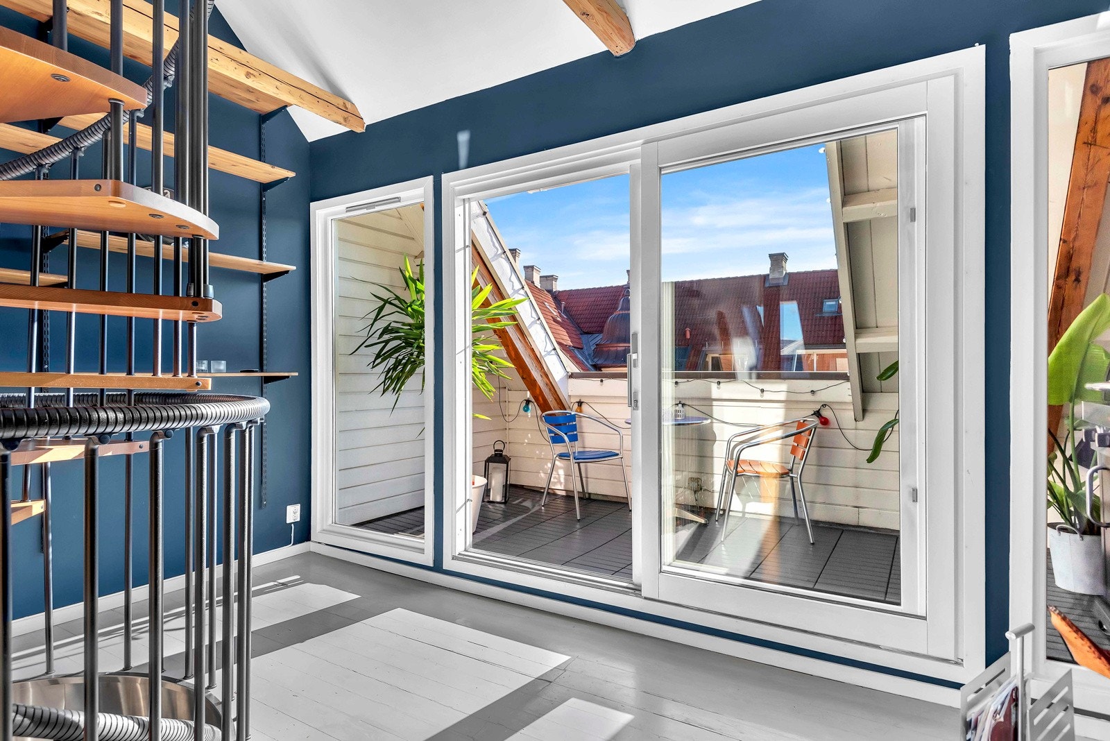 Utgang fra stue til takterrassen. Galleribilde