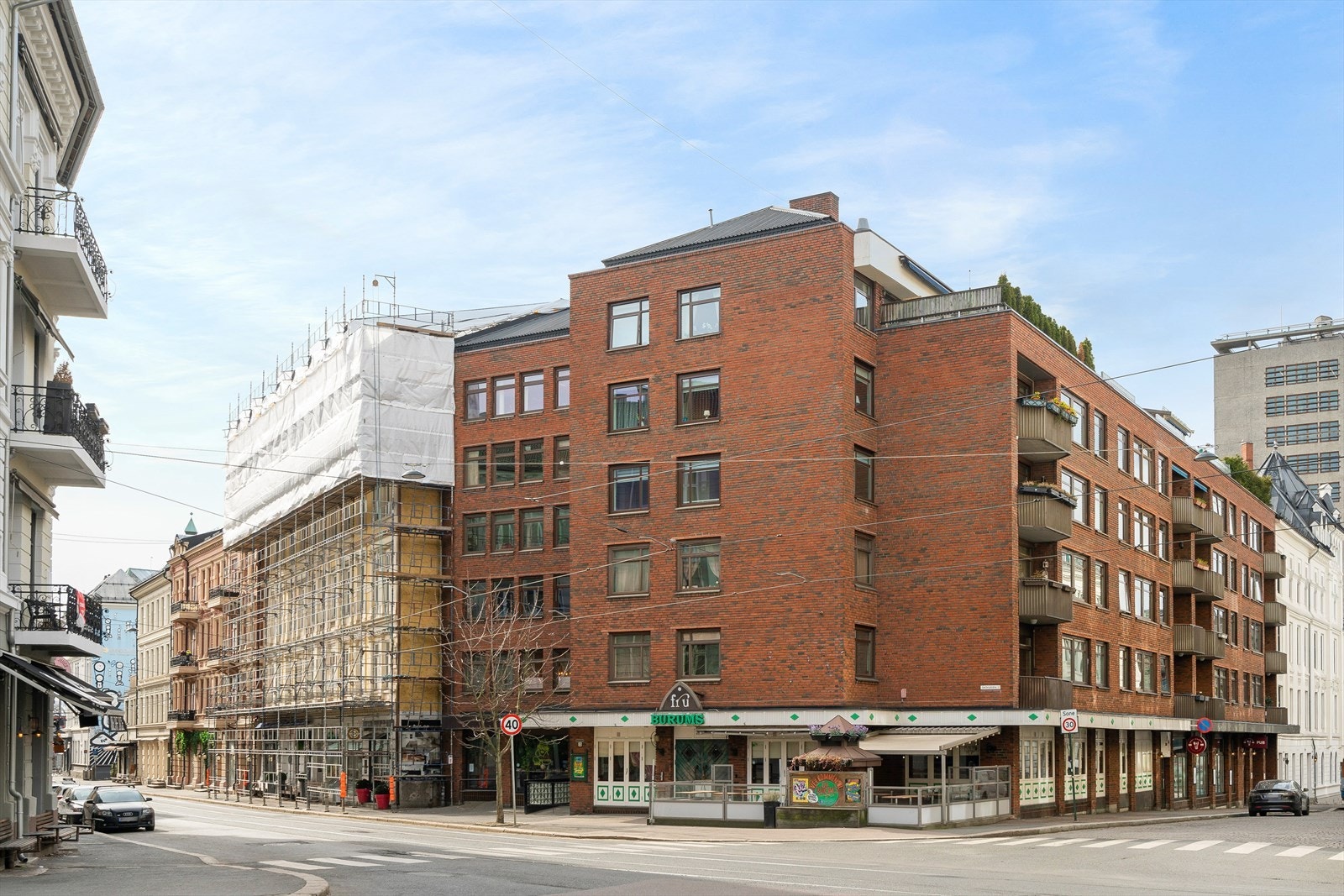 Her bor du sentralt på Frogner med kort vei til alt. Galleribilde