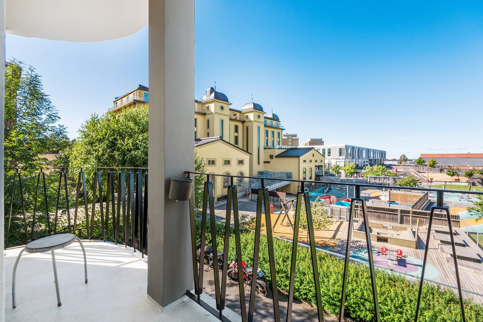 Felles balkonger i hver oppgang. Galleribilde