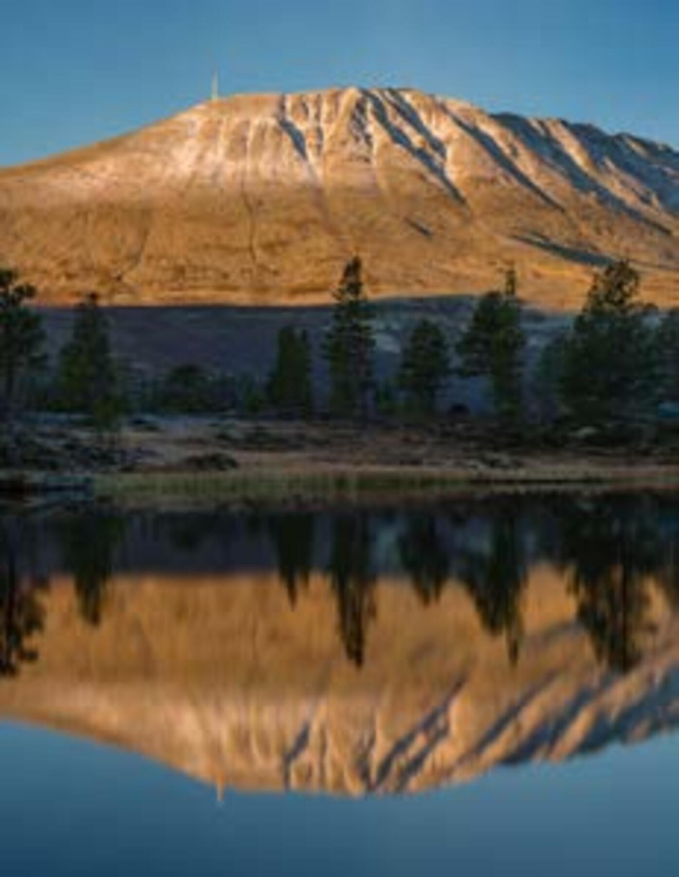 Majestetisk fjell! Galleribilde