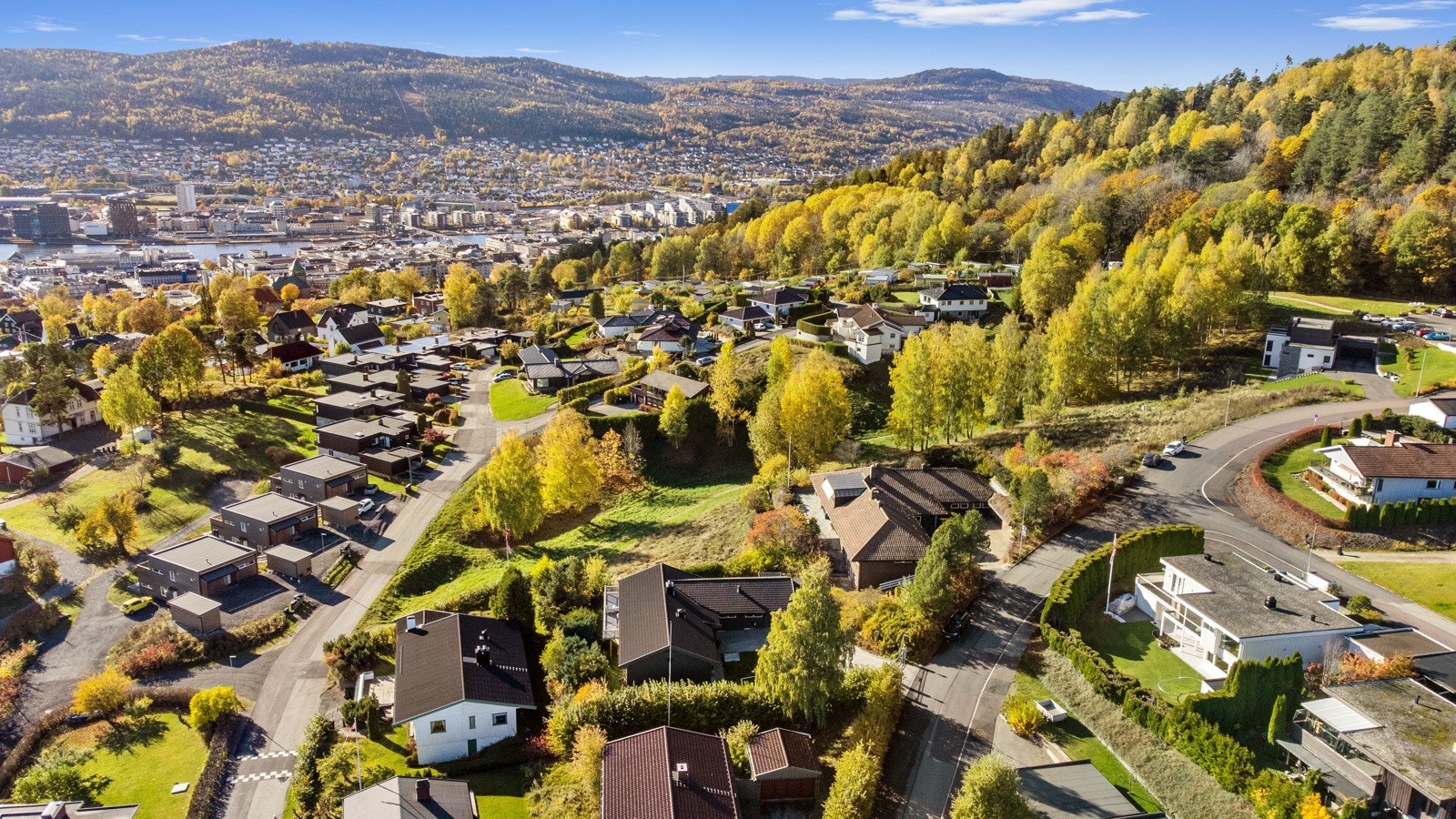 Gangavstand til sentrum, jernbane og marka. Galleribilde