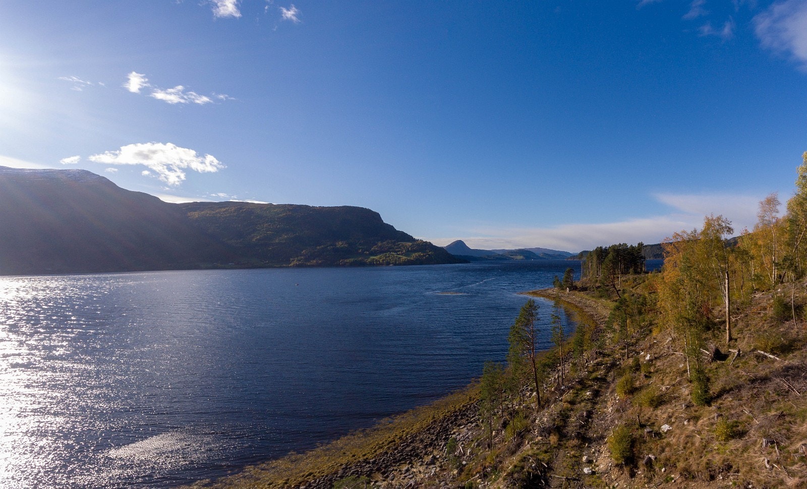 En unik mulighet til å realisere hyttedrømmen helt nede ved fjorden Galleribilde