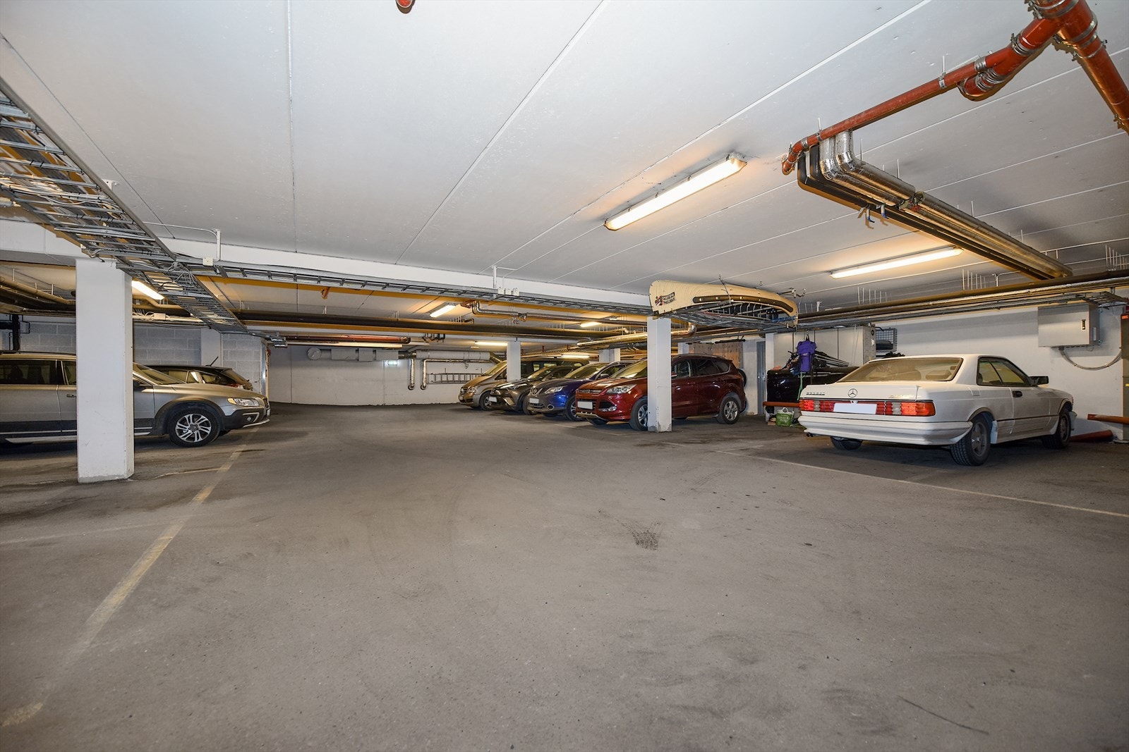 Garasjeanlegg i kjeller og heis til alle etasjer. Galleribilde