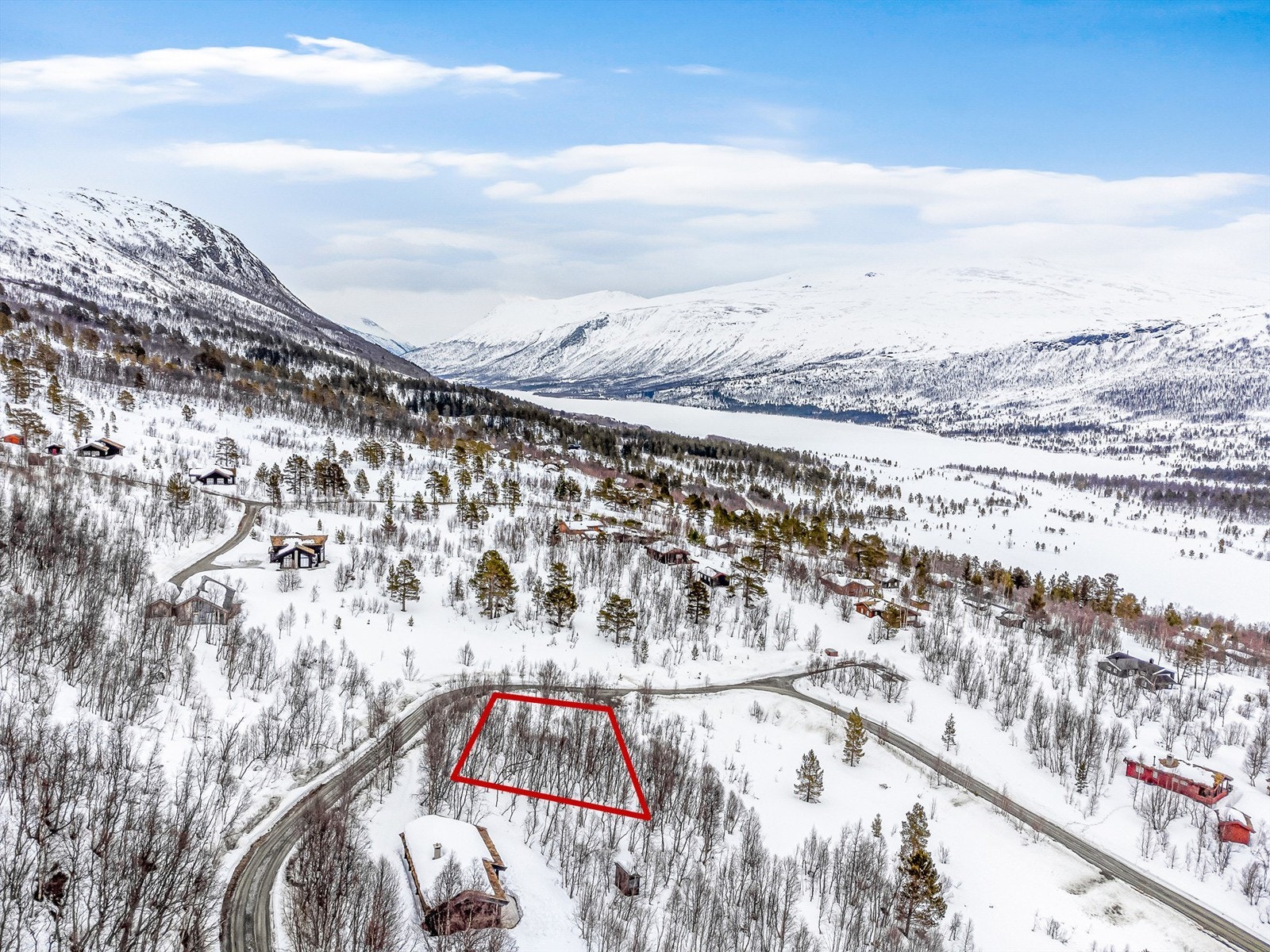Velkommen til Brandhaugdalsvegen 45 - og denne idylliske hyttetomta i landlige og rolige omgivelser på Gjelhaugen i Oppdal! Galleribilde