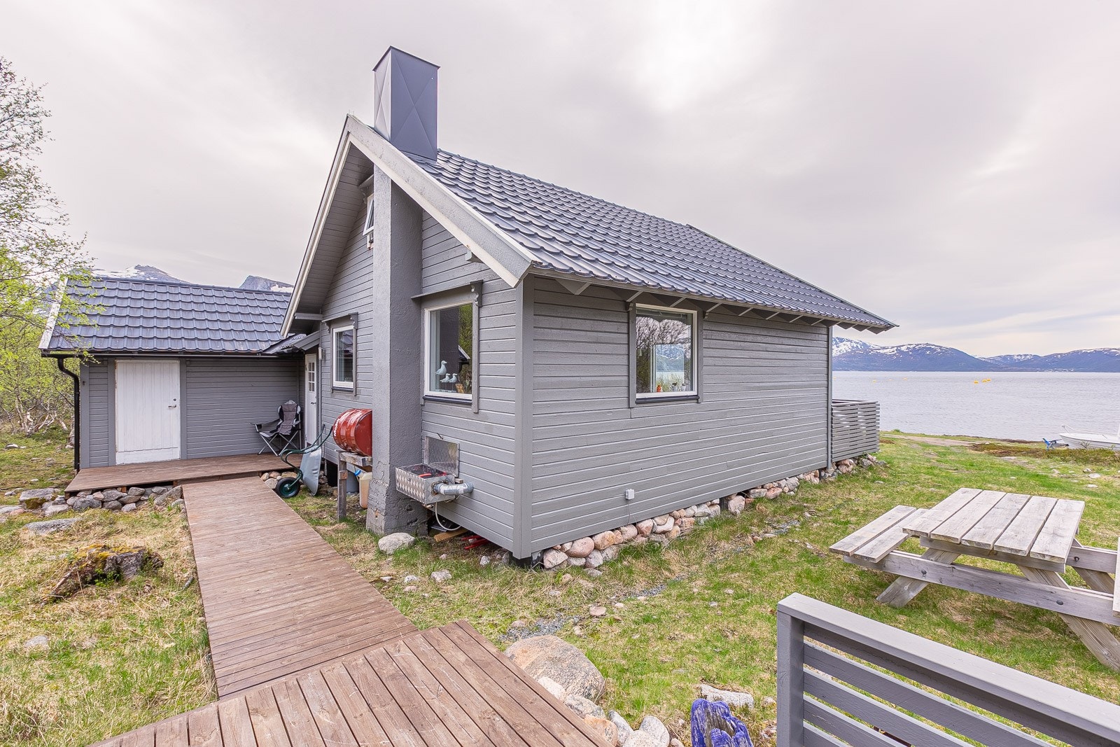 Her kan man fritt gå mellom de ulike bygningene. Galleribilde