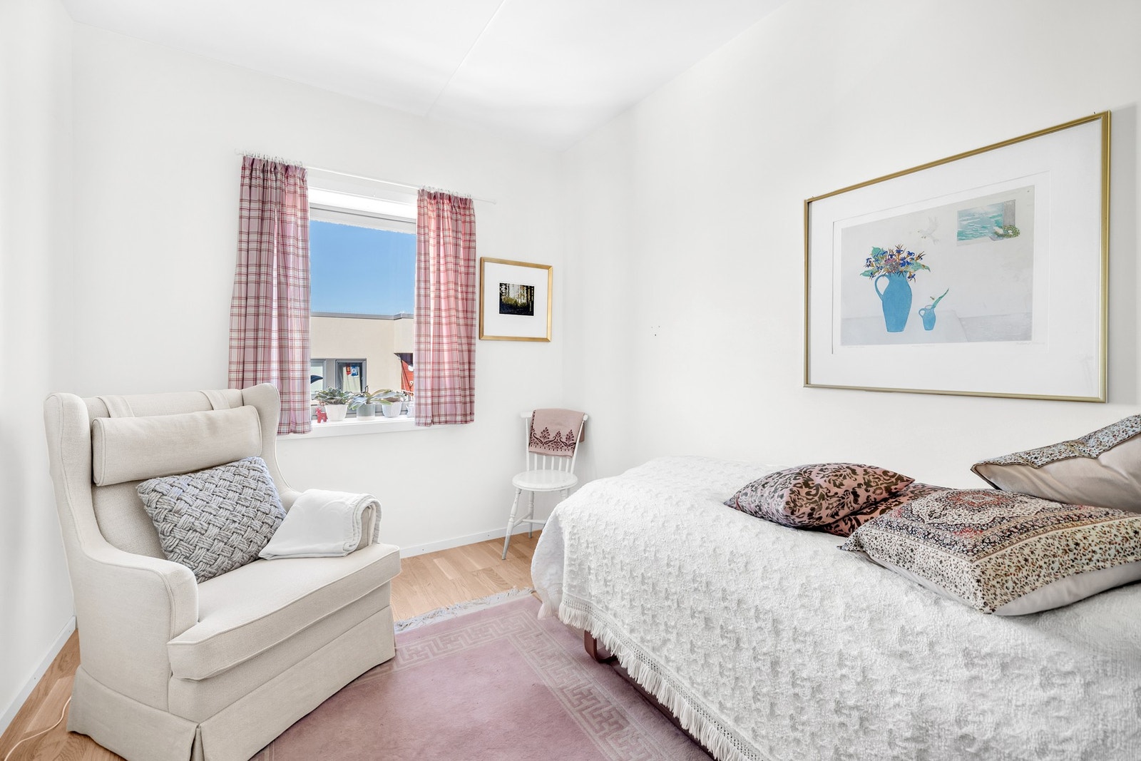 Soverom 2 er på 8,5 kvm. Galleribilde