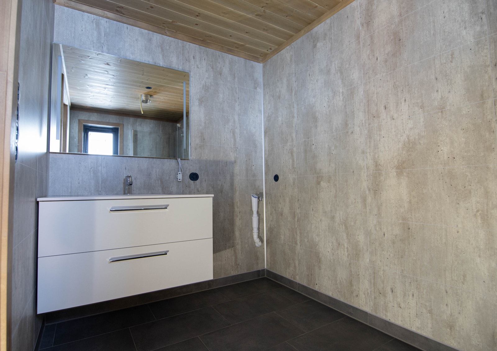 WC/dusjbad 1. etg. Galleribilde