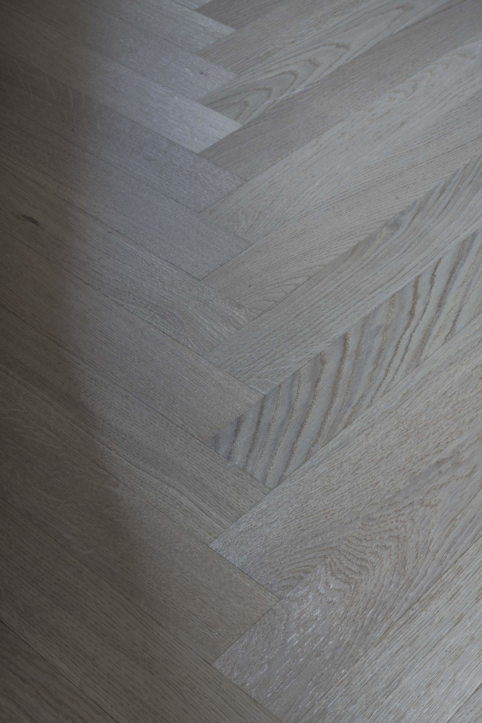 Eksklusiv fiskebeinsparkett Galleribilde