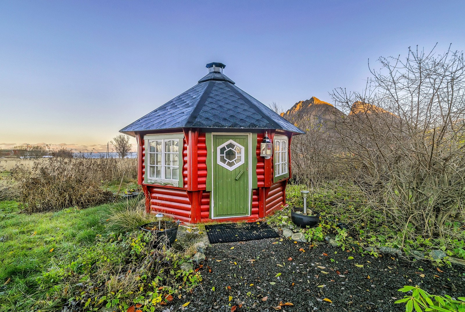 Grillhytte Galleribilde
